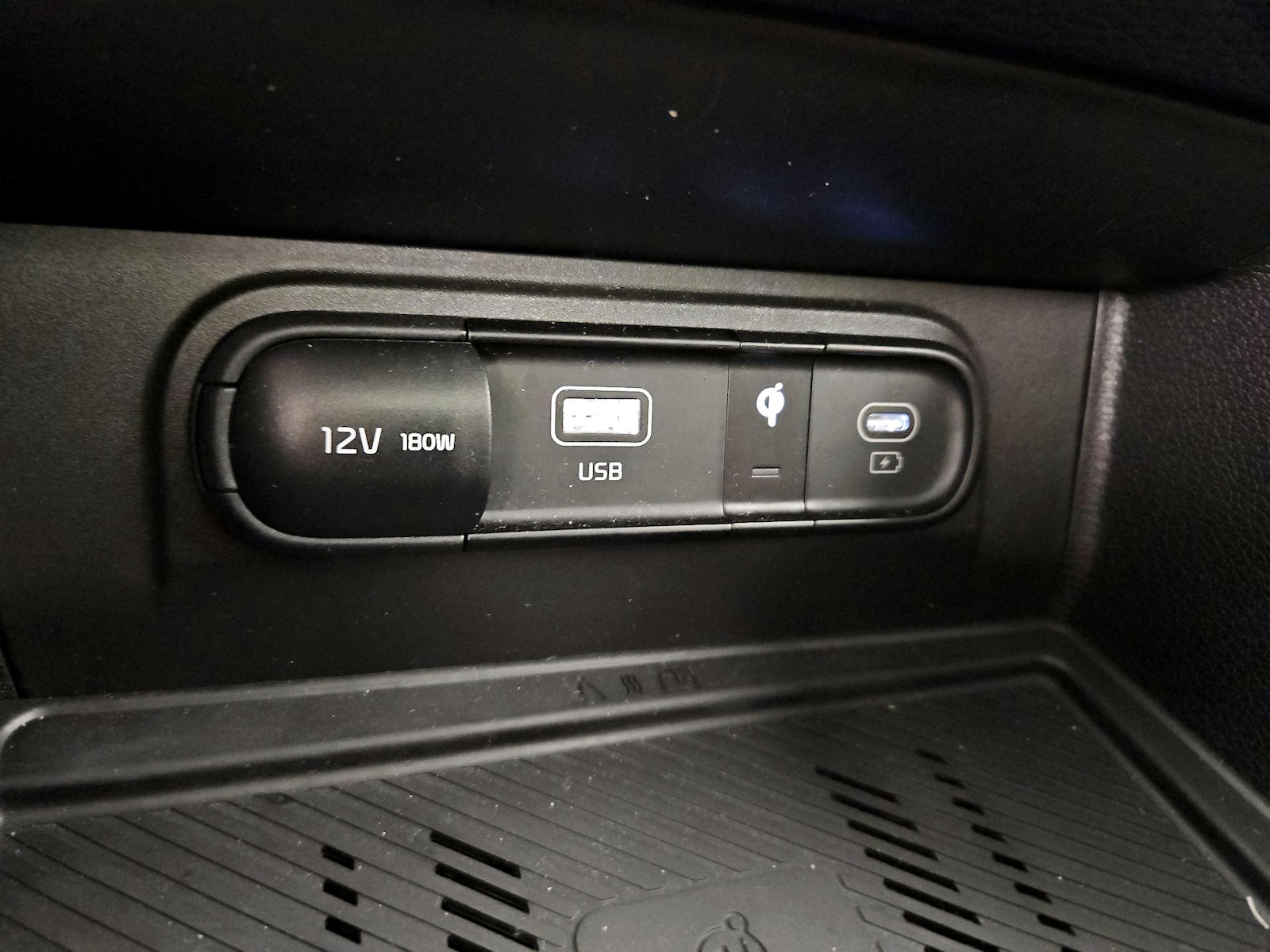 2024 Kia Sportage X-Line - Photo 20