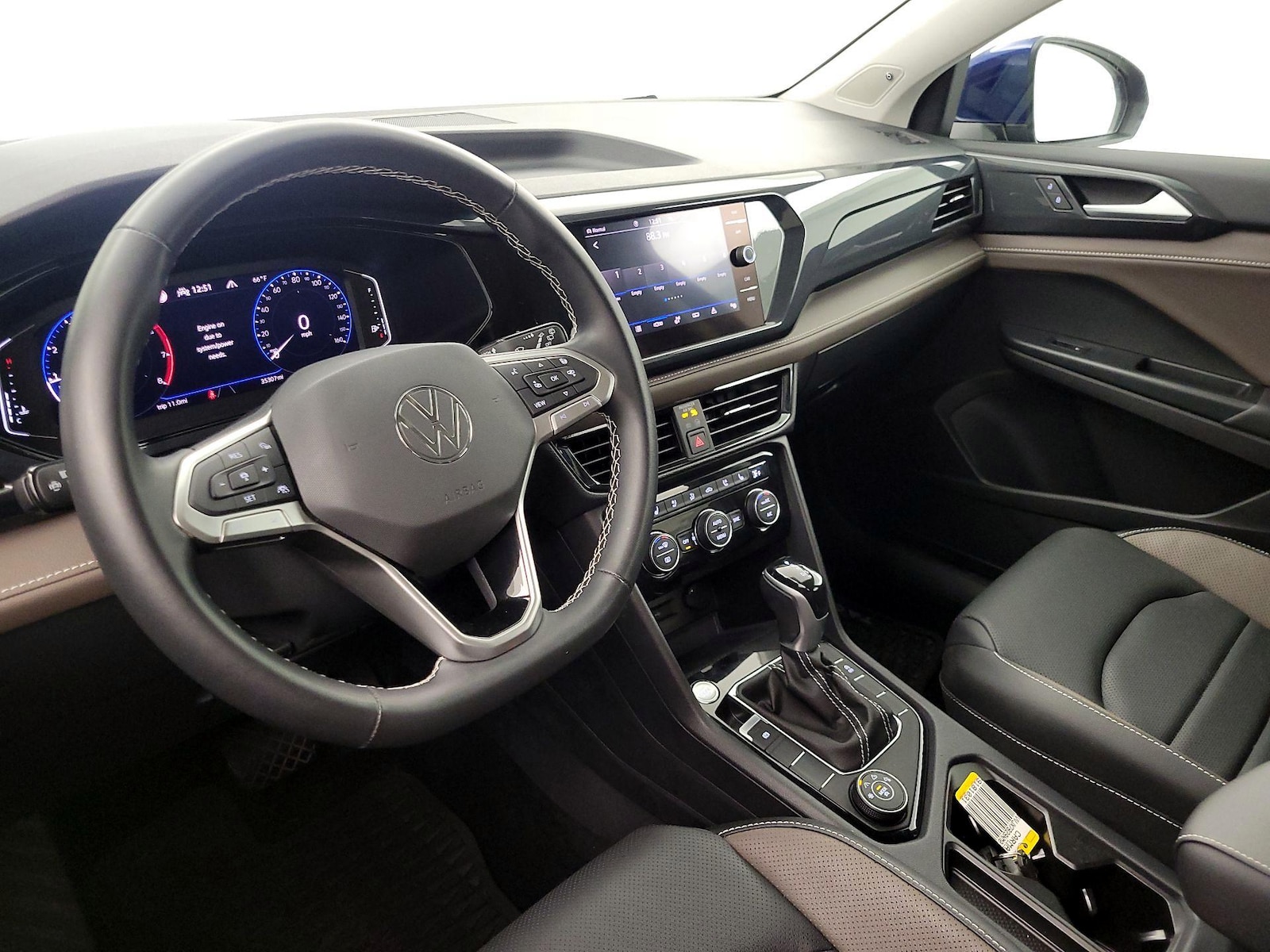 2022 Volkswagen Taos SEL - Photo 10
