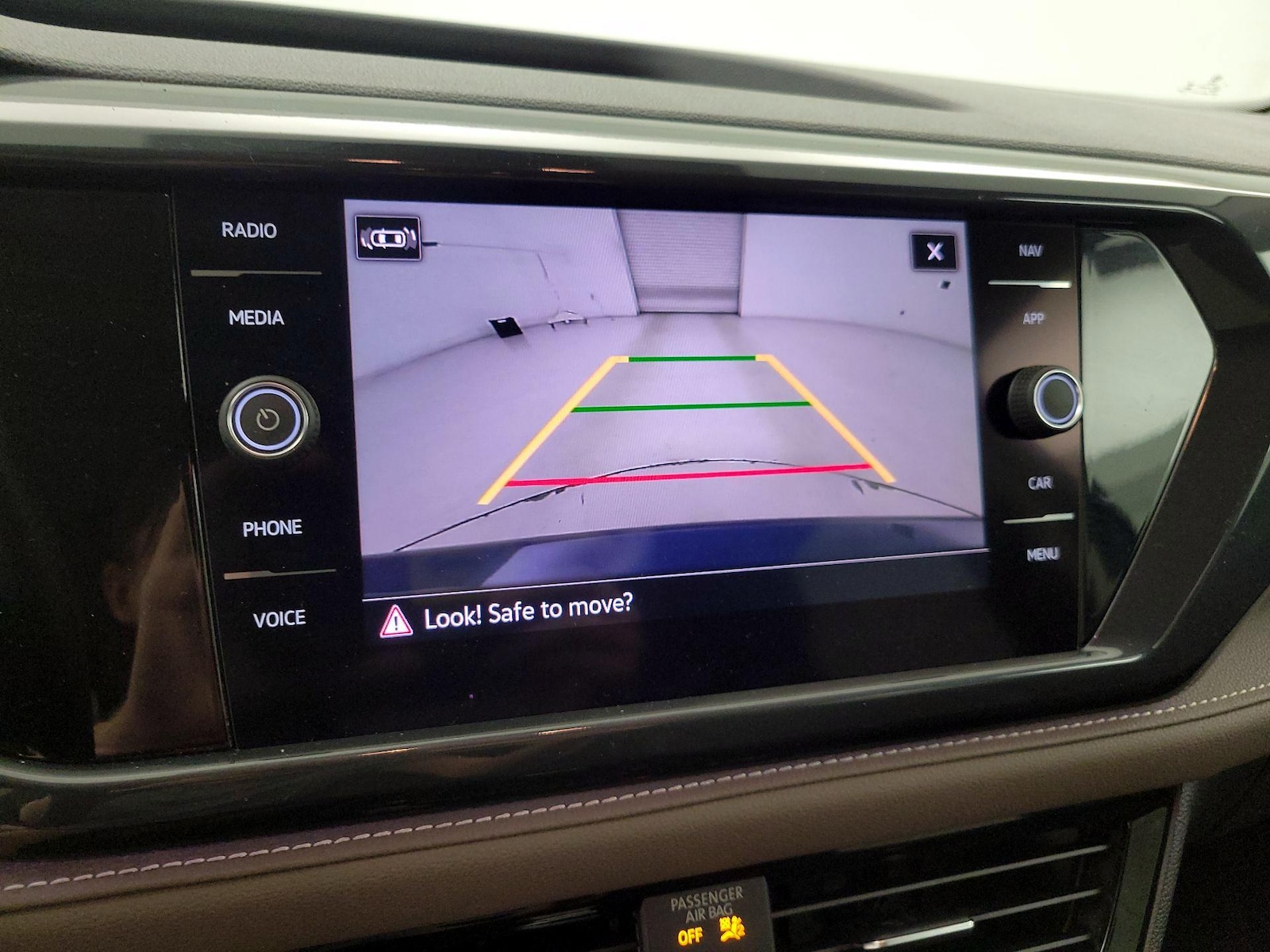 2022 Volkswagen Taos SEL - Photo 14