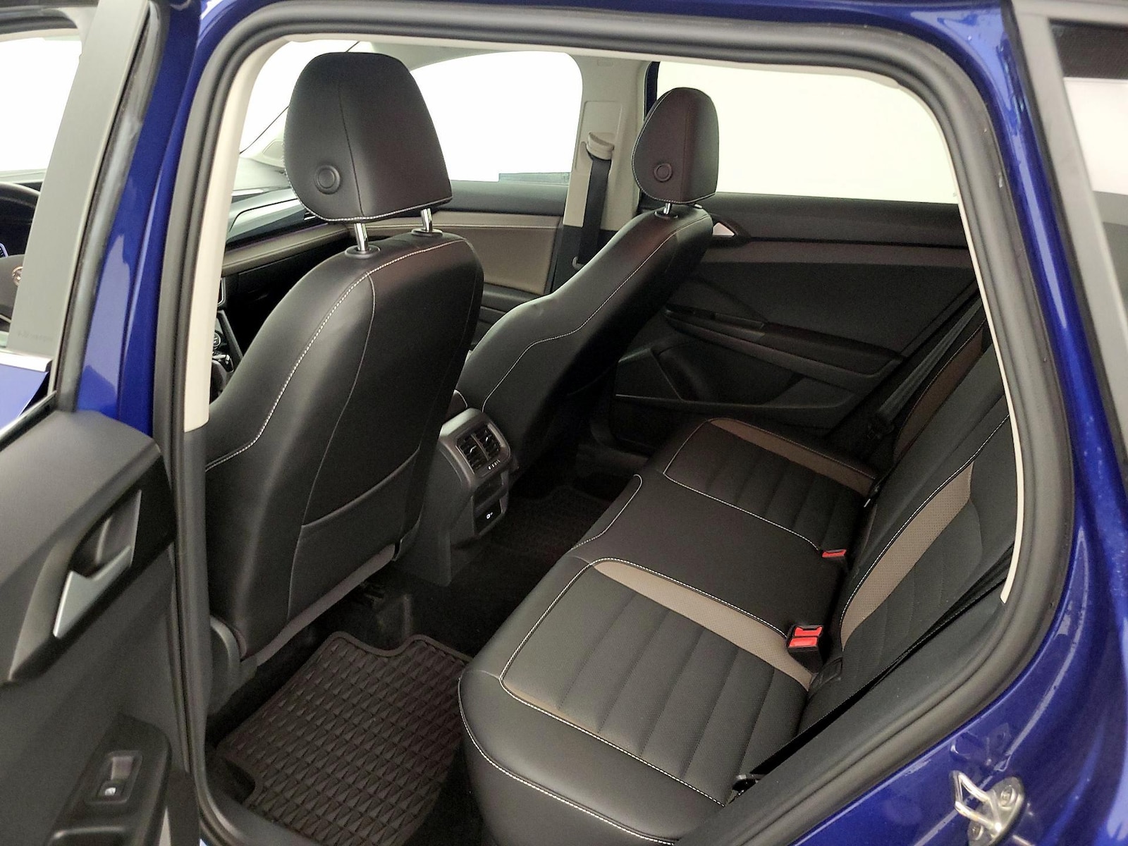 2022 Volkswagen Taos SEL - Photo 19