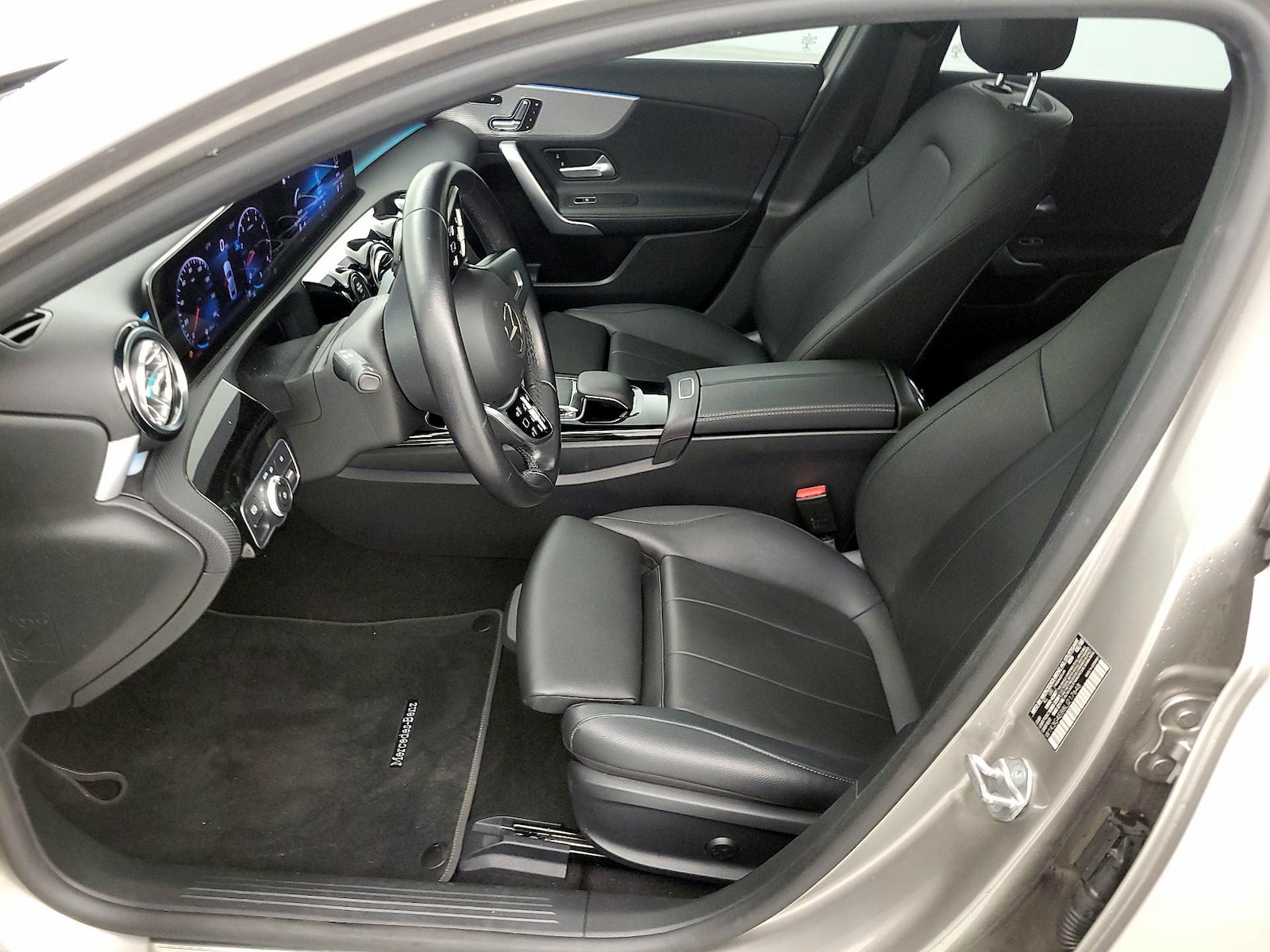 Power Seat(s) & Side Airbags