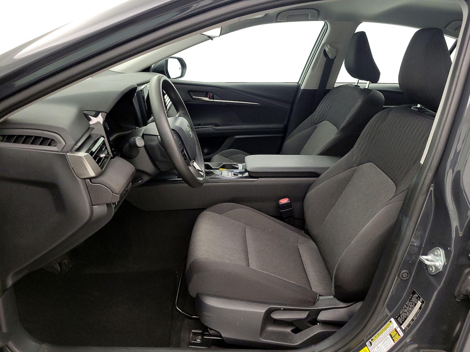 2026 Toyota Camry LE - Photo 12