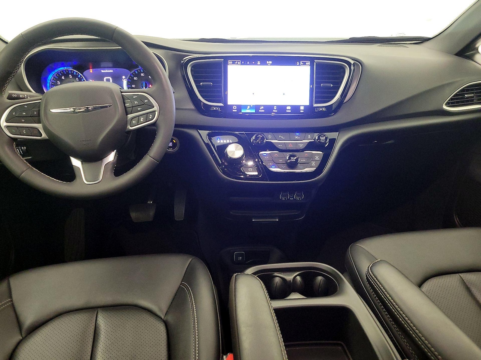 2025 Chrysler Pacifica Select - Photo 10