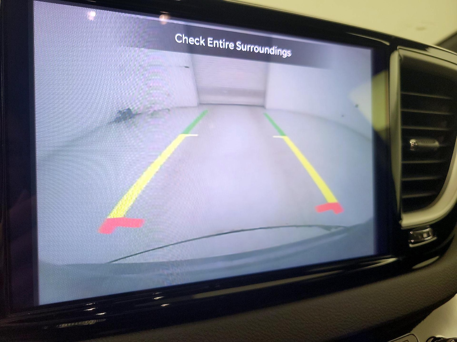 2025 Chrysler Pacifica Select - Photo 15