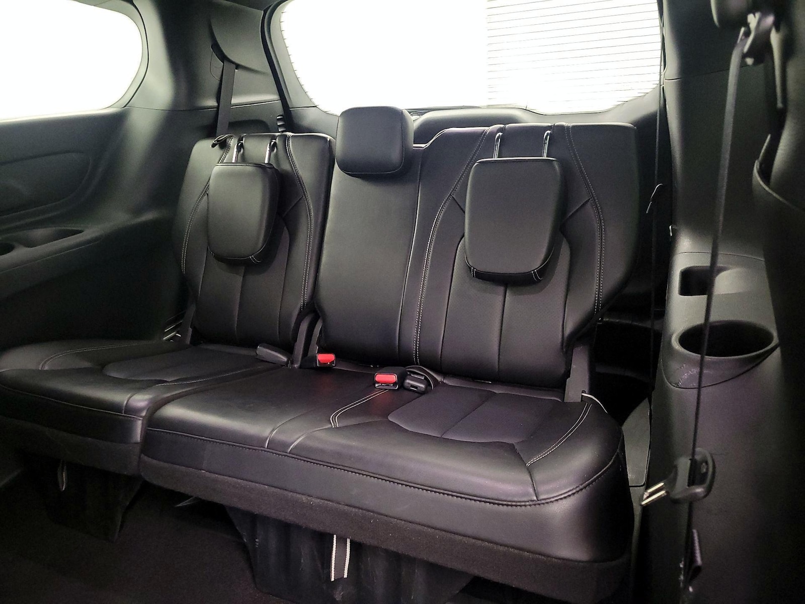 2025 Chrysler Pacifica Select - Photo 21