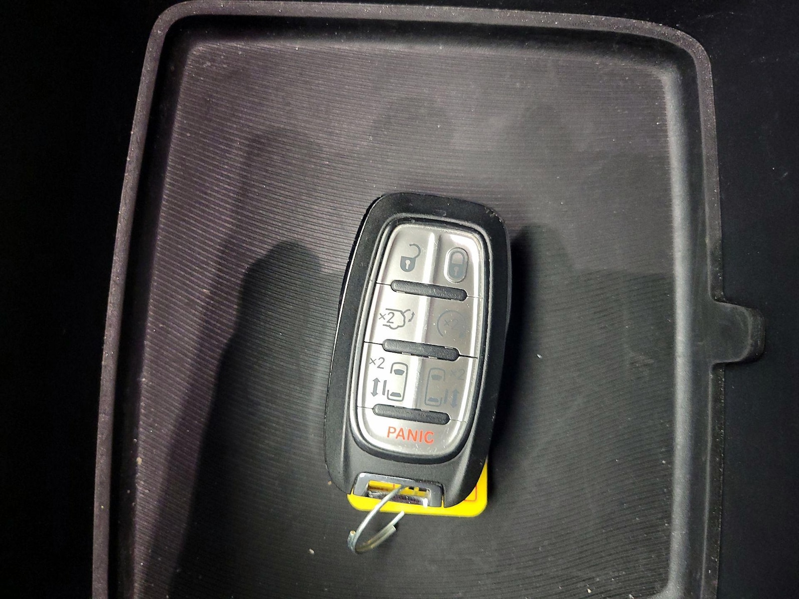 2025 Chrysler Pacifica Select - Photo 25