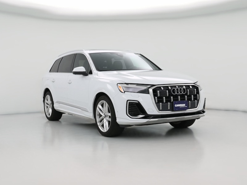 2025 Audi Q7 Premium Plus
