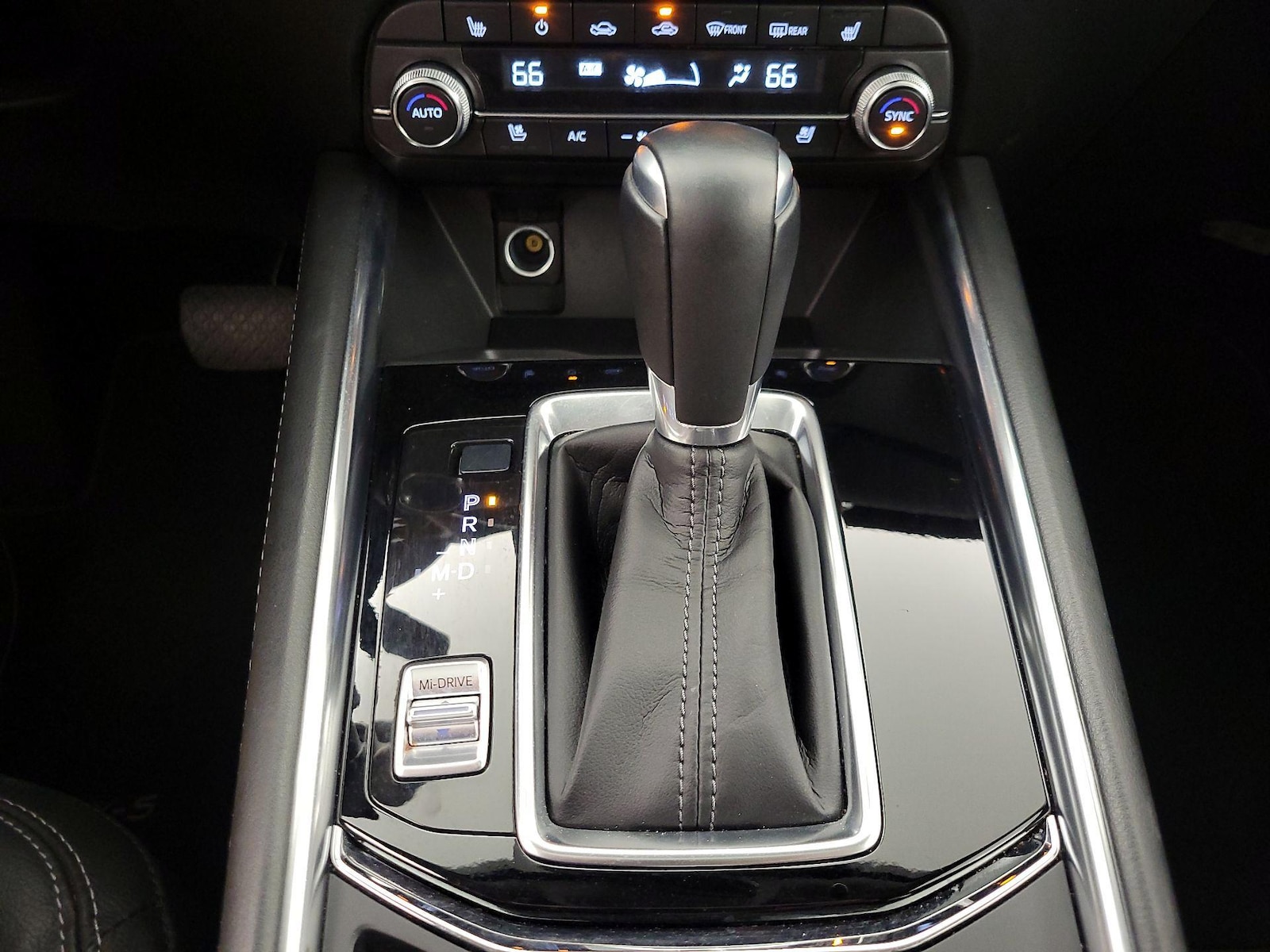 2025 Mazda CX-5 S Premium Plus package - Photo 18