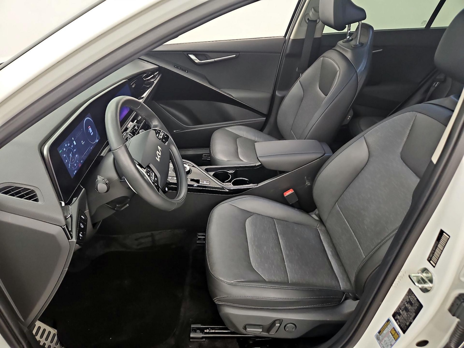 2024 Kia Niro Wave - Photo 12