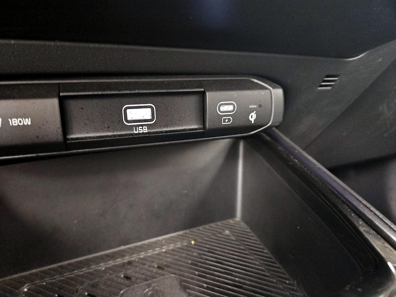 2024 Kia Niro Wave - Photo 19