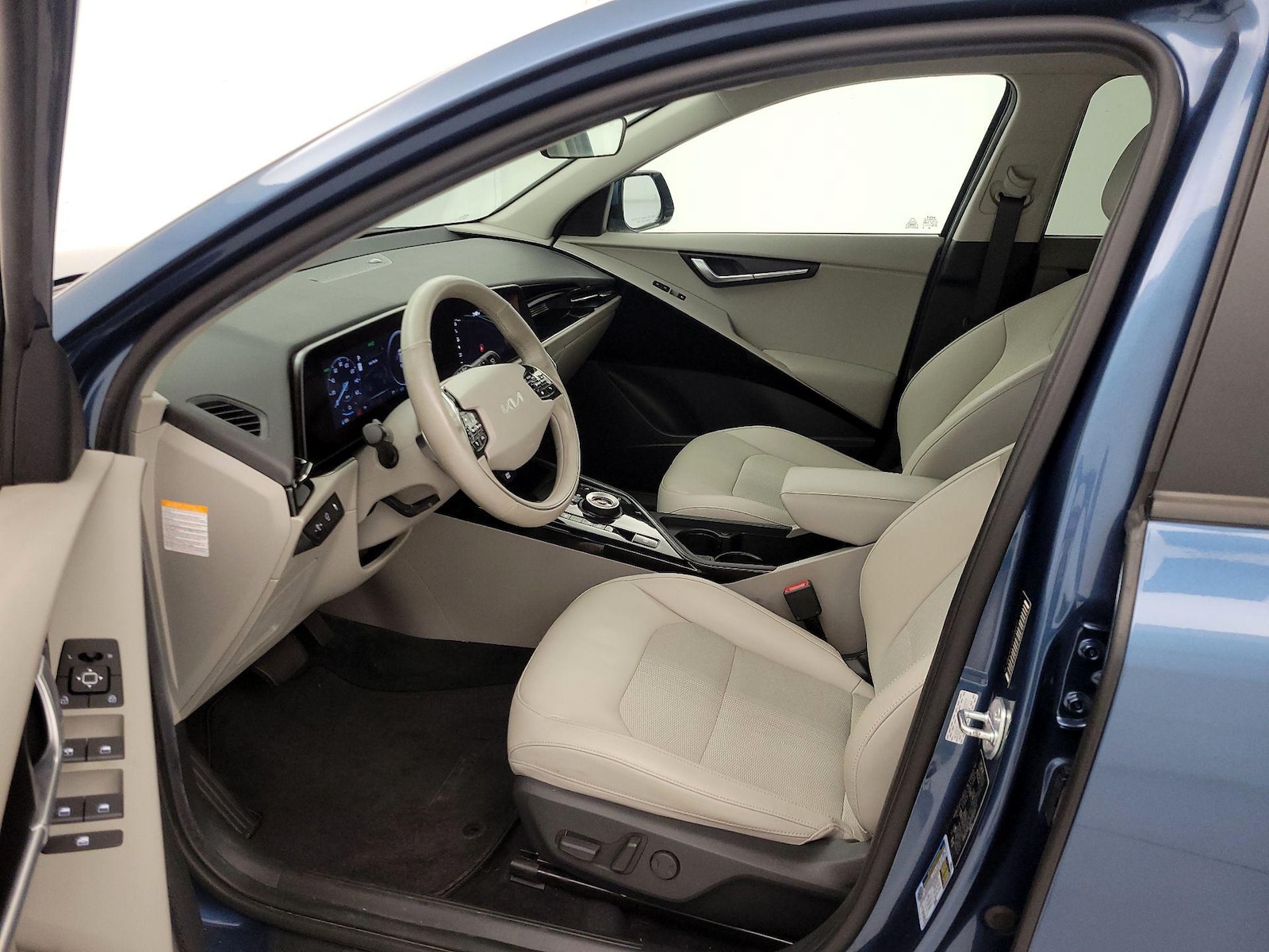 Power Seat(s) & Side Airbags