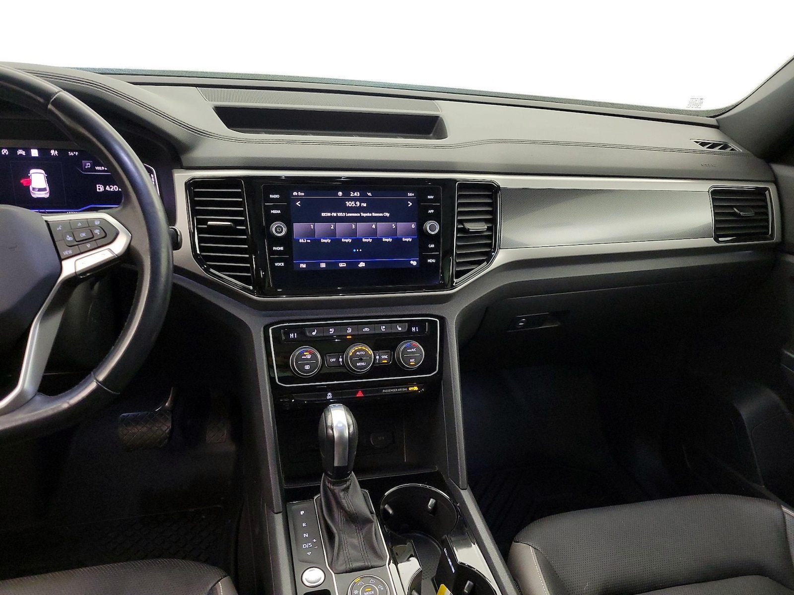 Apple CarPlay® & Android Auto™