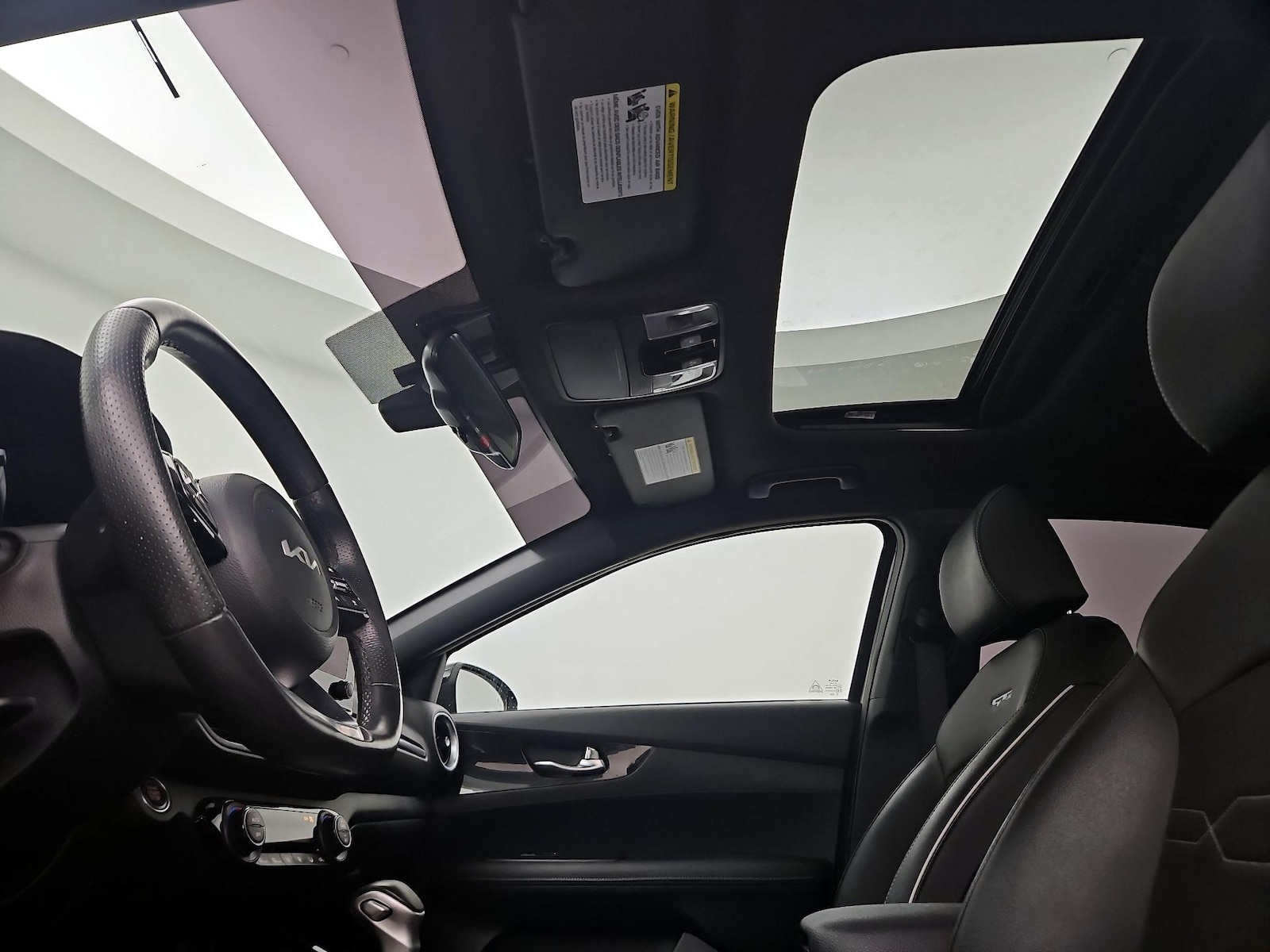Sunroof(s) & Overhead Airbags