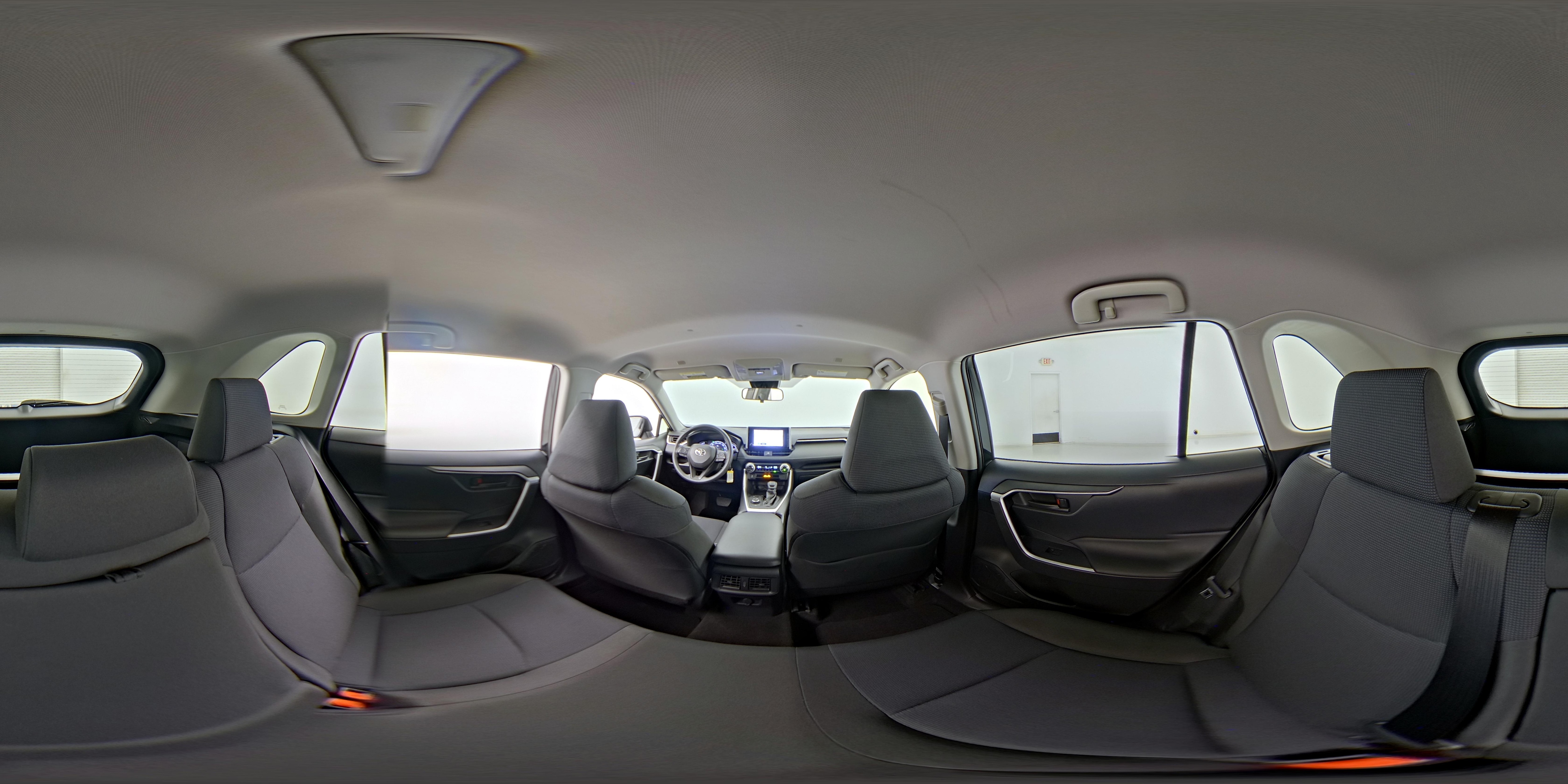 2025 Toyota RAV4 LE - Photo 25
