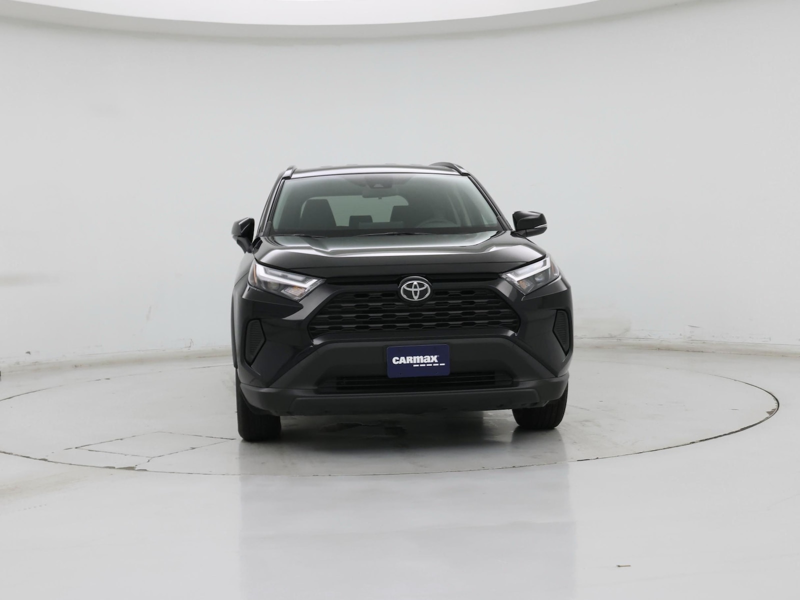 2025 Toyota RAV4 LE - Photo 6