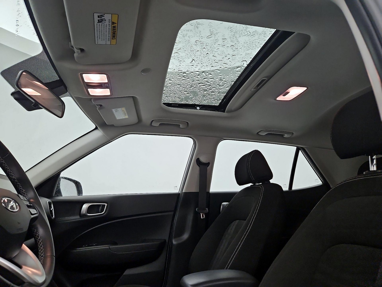 Sunroof(s) & Overhead Airbags