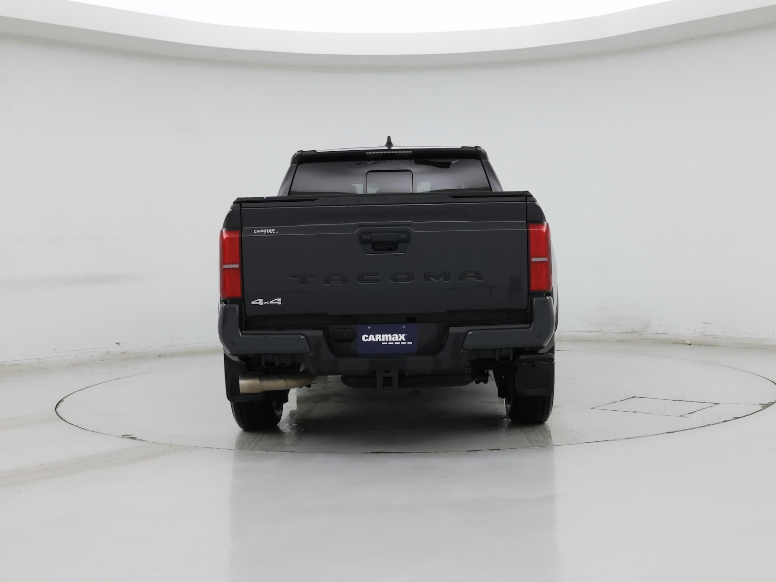 2025 Toyota Tacoma SR5 - Photo 7