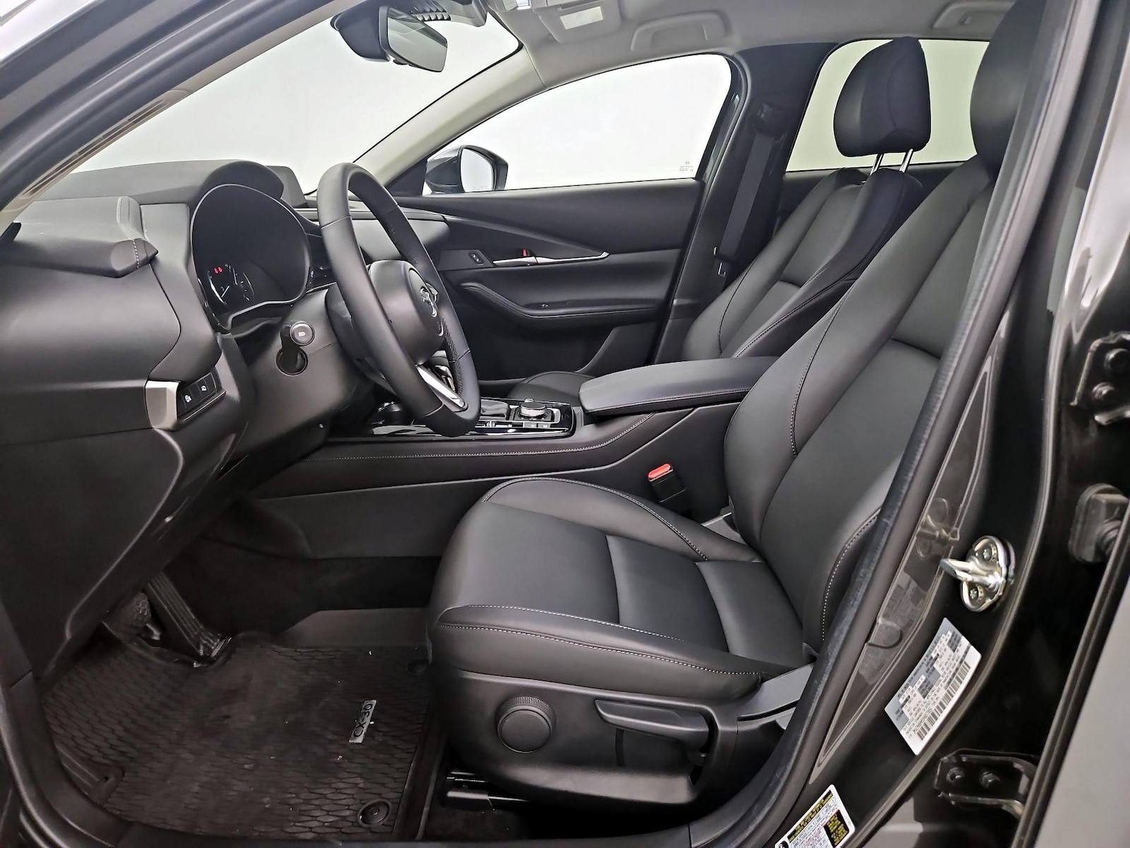 Side Airbags & Leatherette Seats