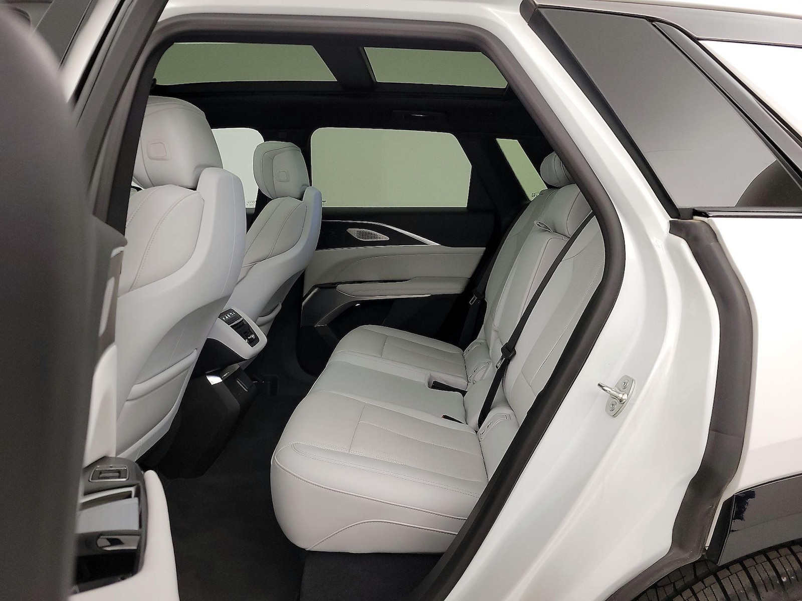 Rear Air Conditioning
