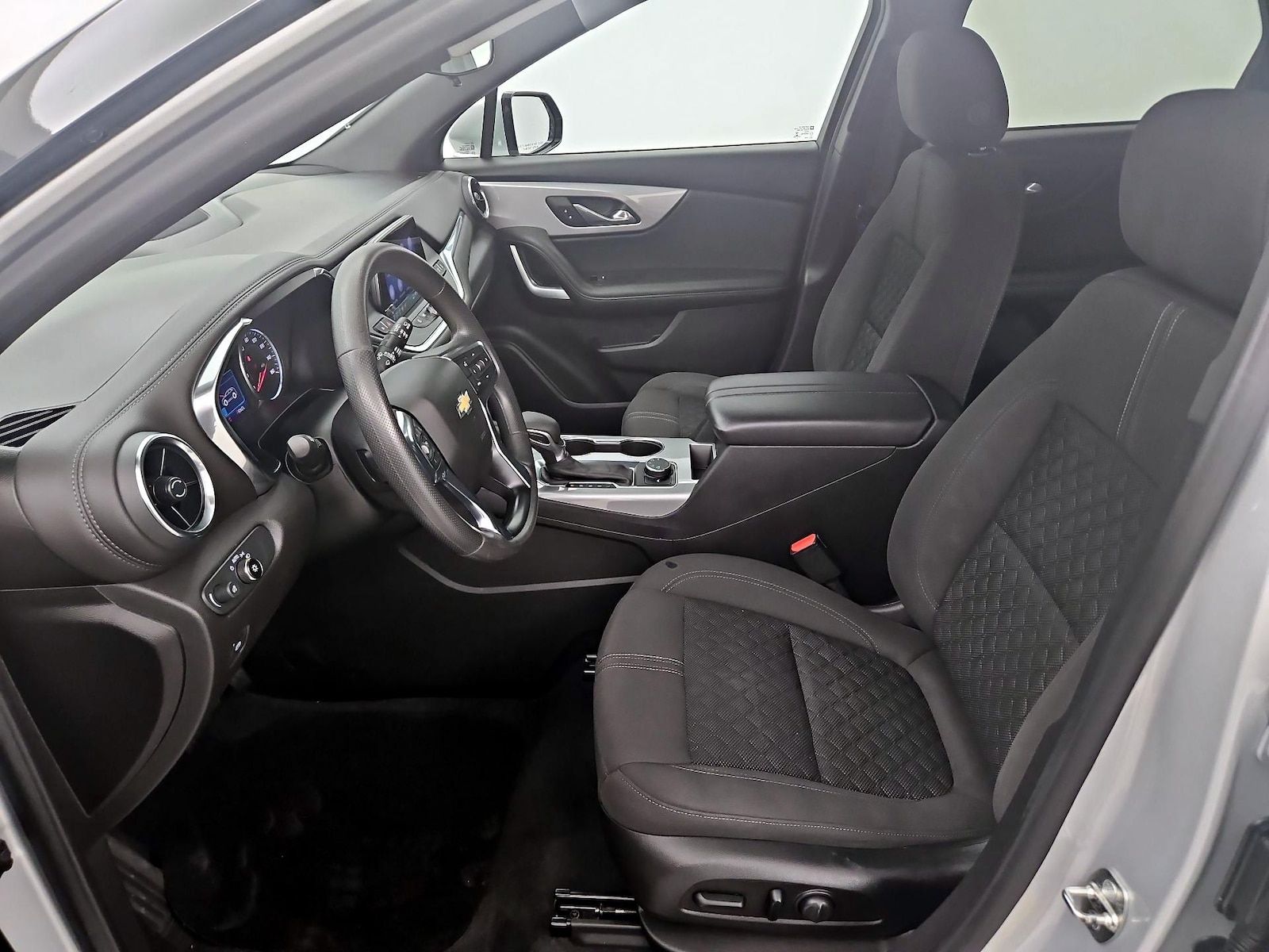 Power Seat(s) & Side Airbags