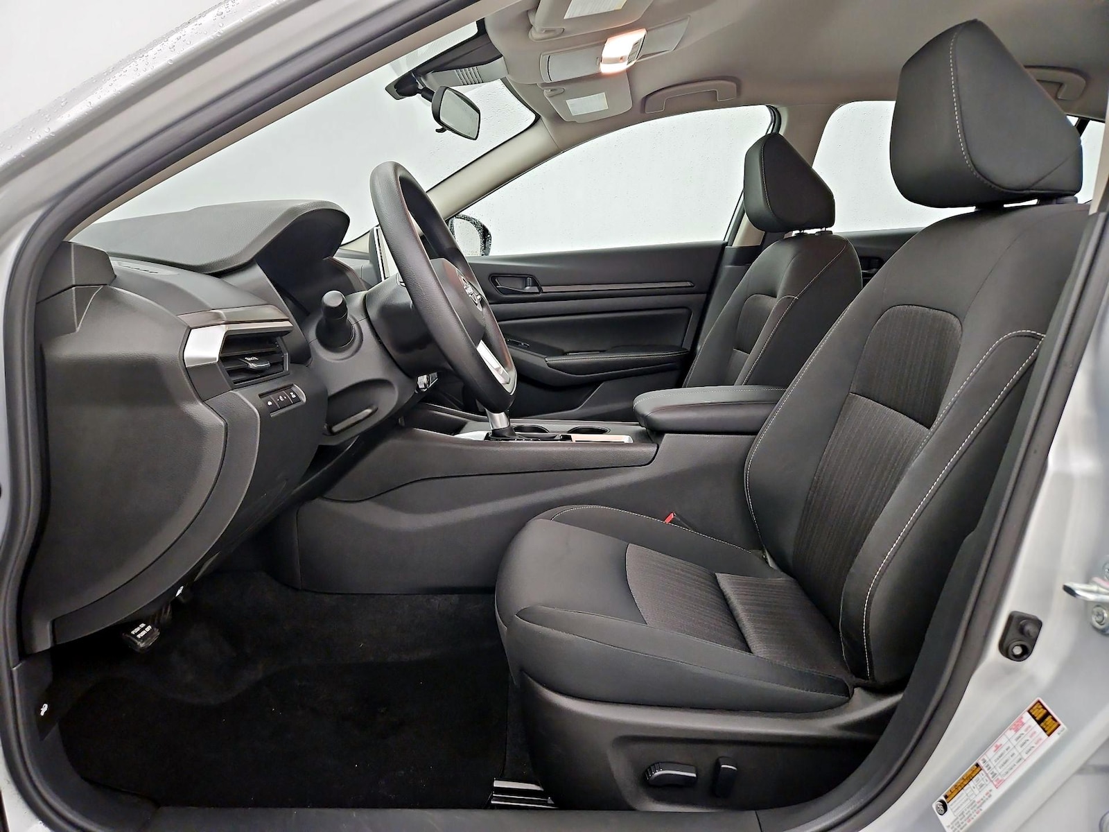 Power Seat(s) & Side Airbags