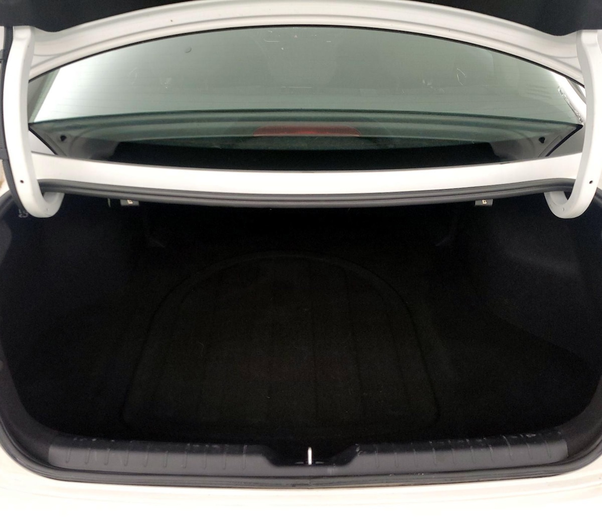 Trunk/Cargo (Seats Up)