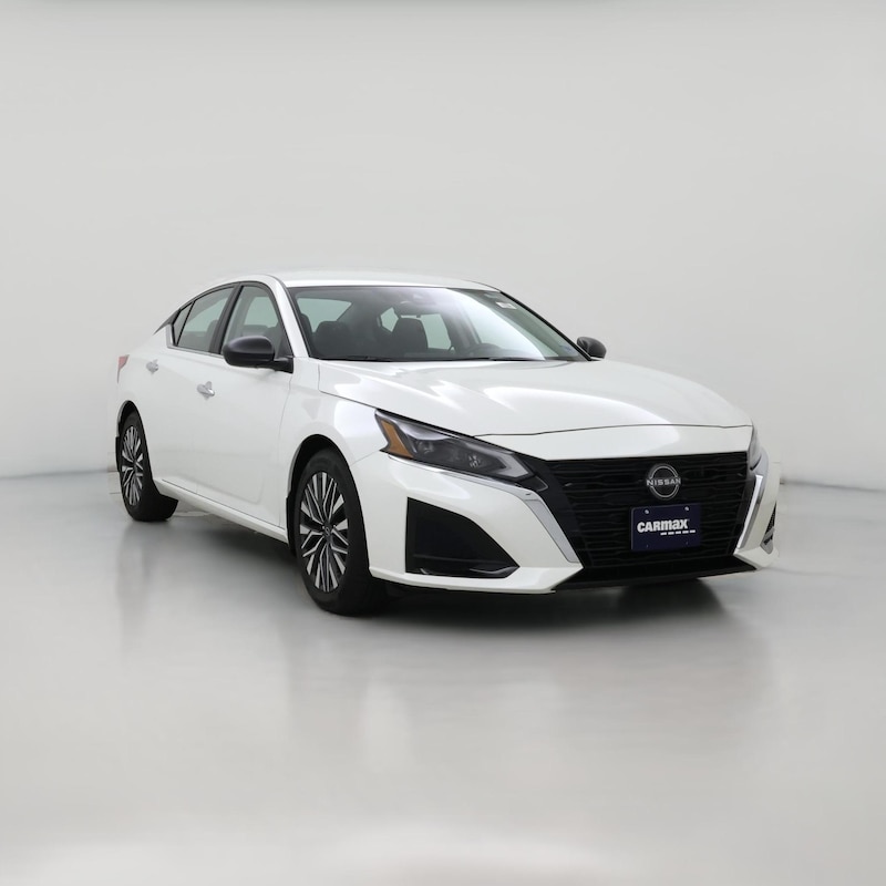 2024 Nissan Altima SV