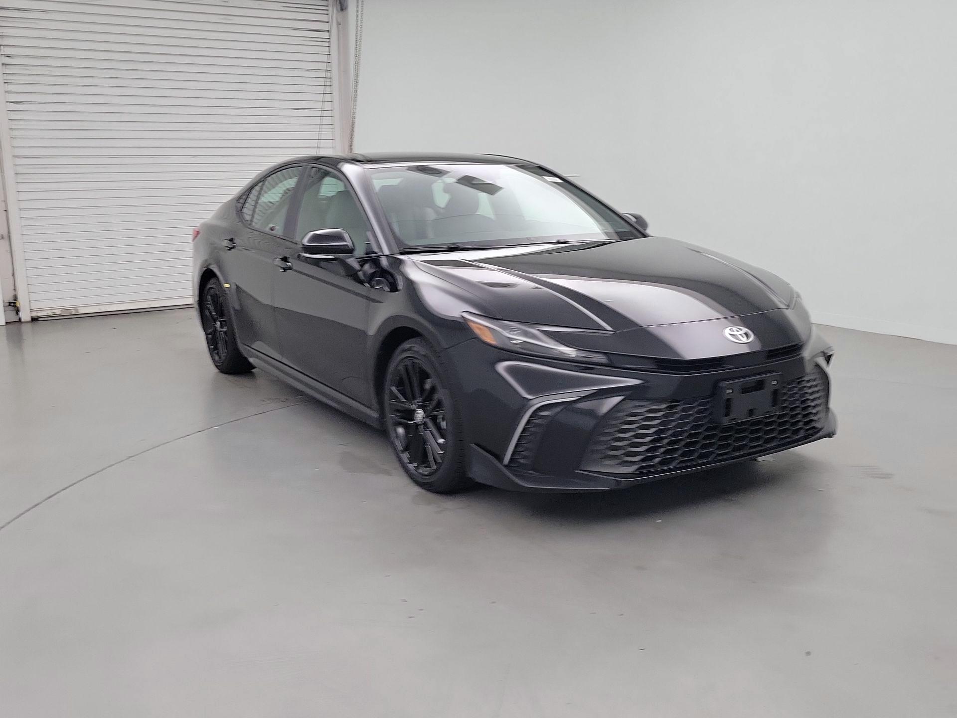 Black 2025 Toyota Camry Sedan Front-Wheel Drive Automatic