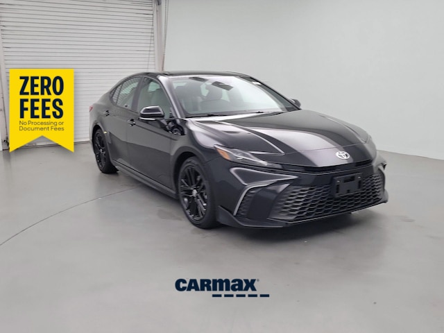 Black 2025 Toyota Camry Sedan Front-Wheel Drive Automatic