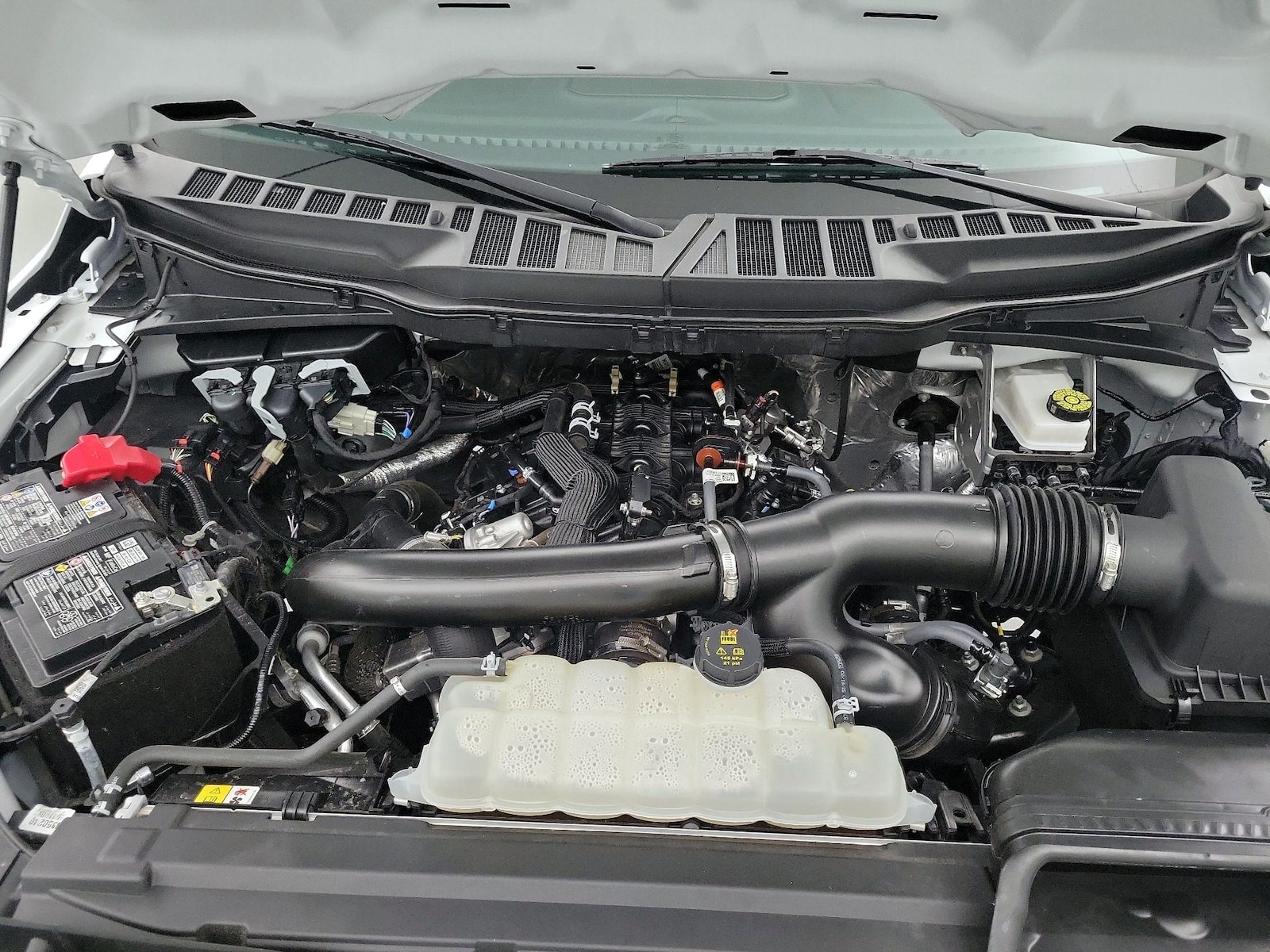 2025 Ford F-150 XLT - Photo 20