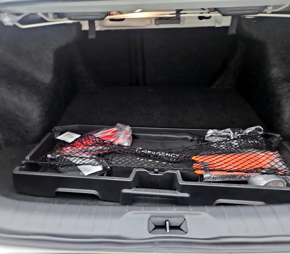 Trunk/Cargo (Seats Up)