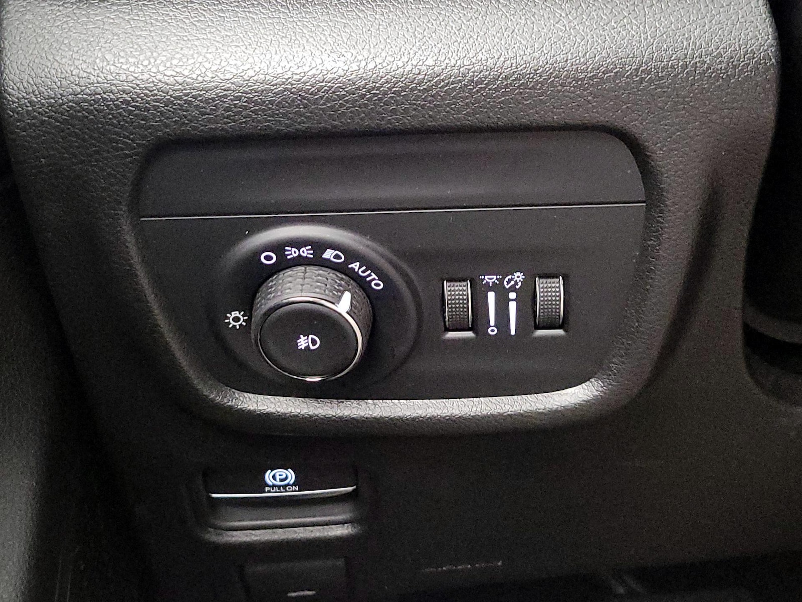 2023 Jeep Grand Cherokee Limited - Photo 14