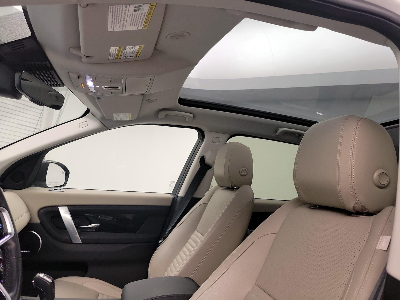 2022 Land Rover Discovery Sport SE - Photo 19