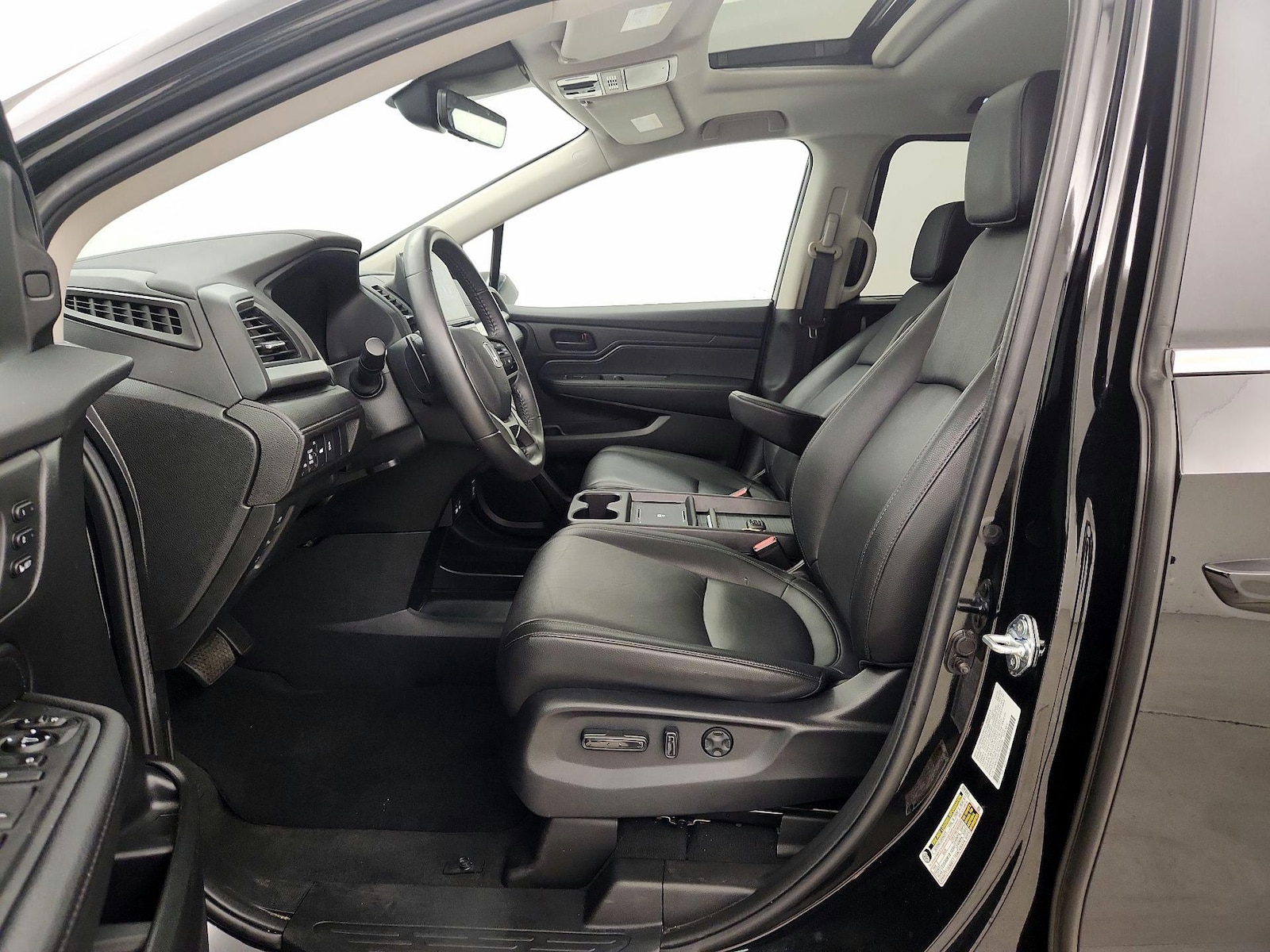 2026 Honda Odyssey EX-L - Photo 12