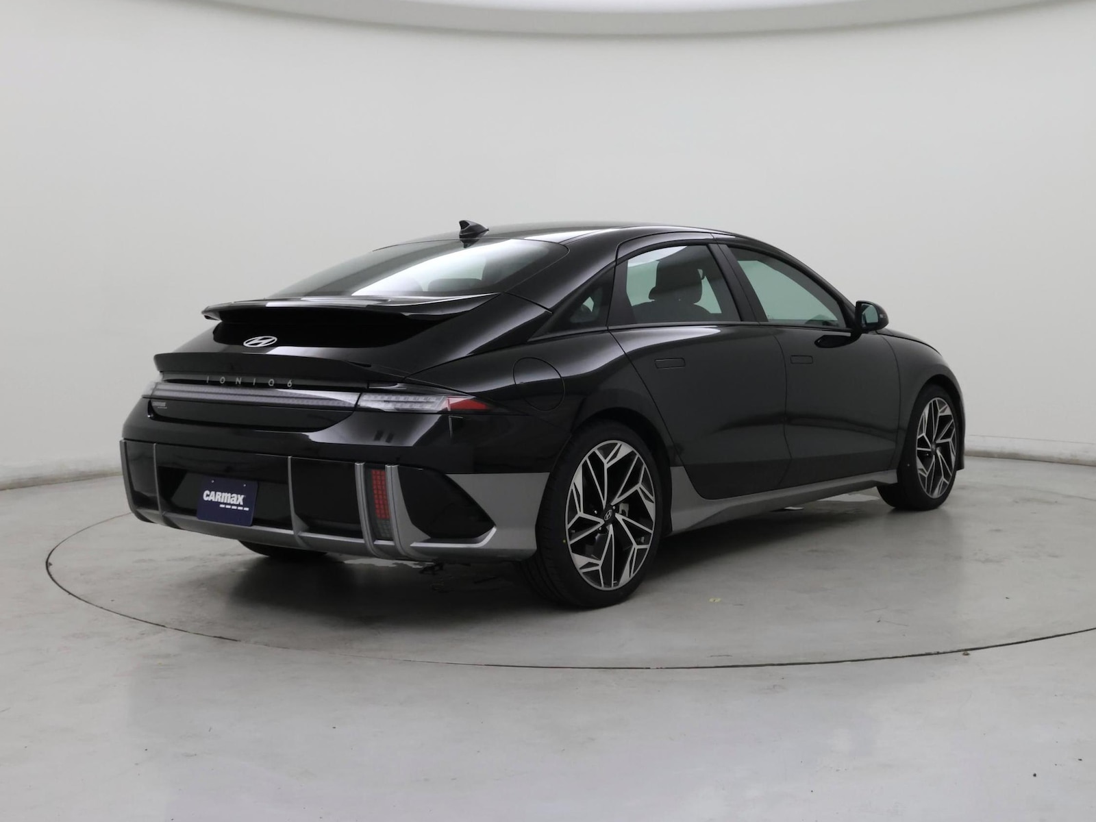 2024 Hyundai IONIQ 6 SEL - Photo 9