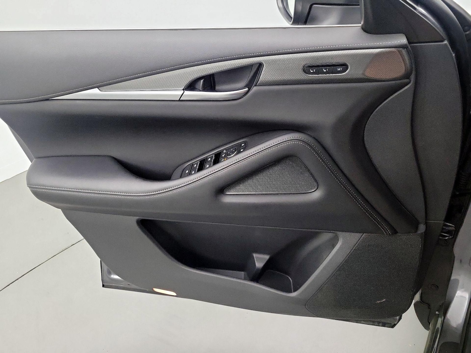 2023 INFINITI QX60 LUXE - Photo 13