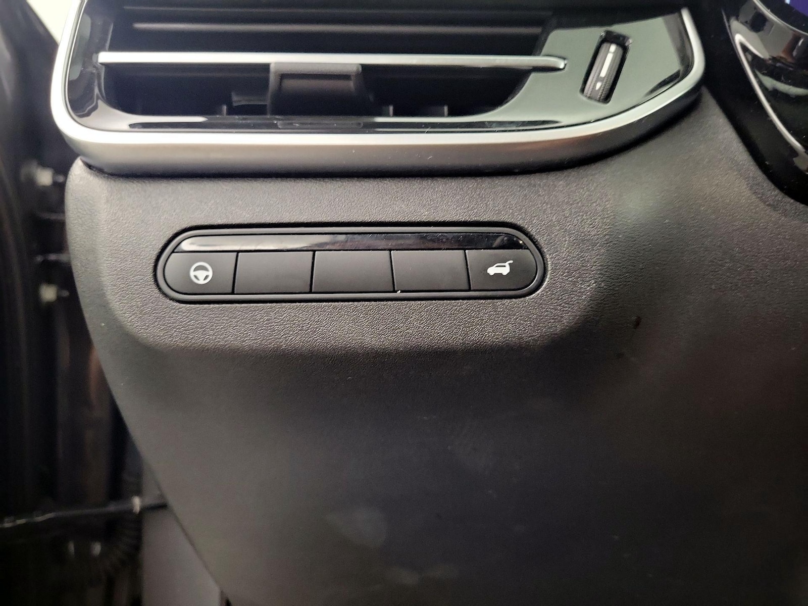 2023 INFINITI QX60 LUXE - Photo 14