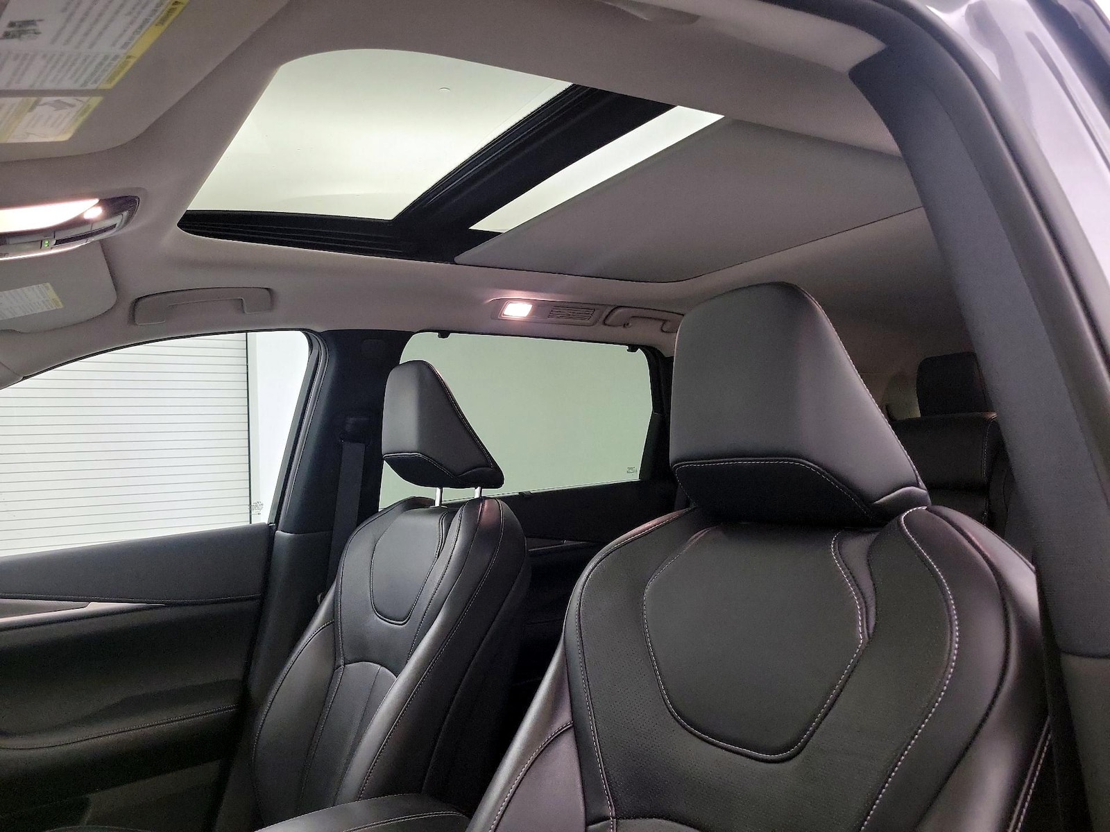 2023 INFINITI QX60 LUXE - Photo 21