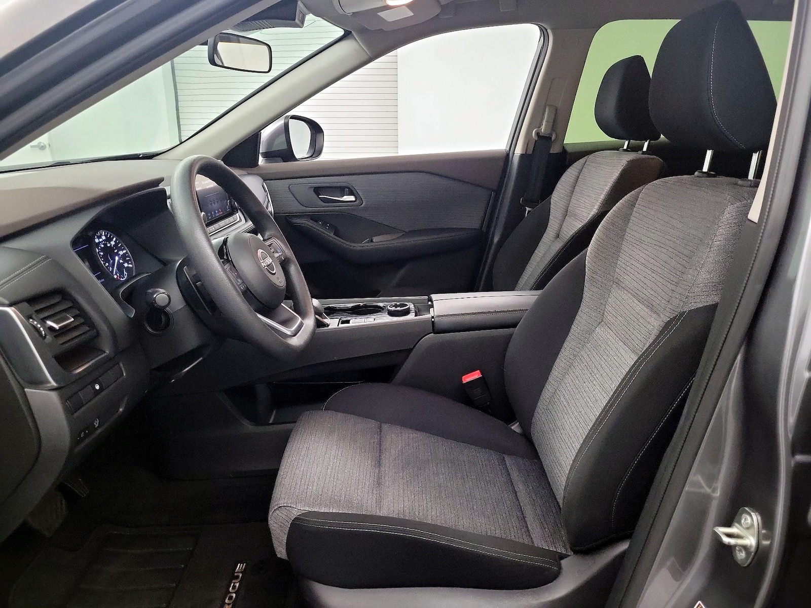 Power Seat(s) & Side Airbags