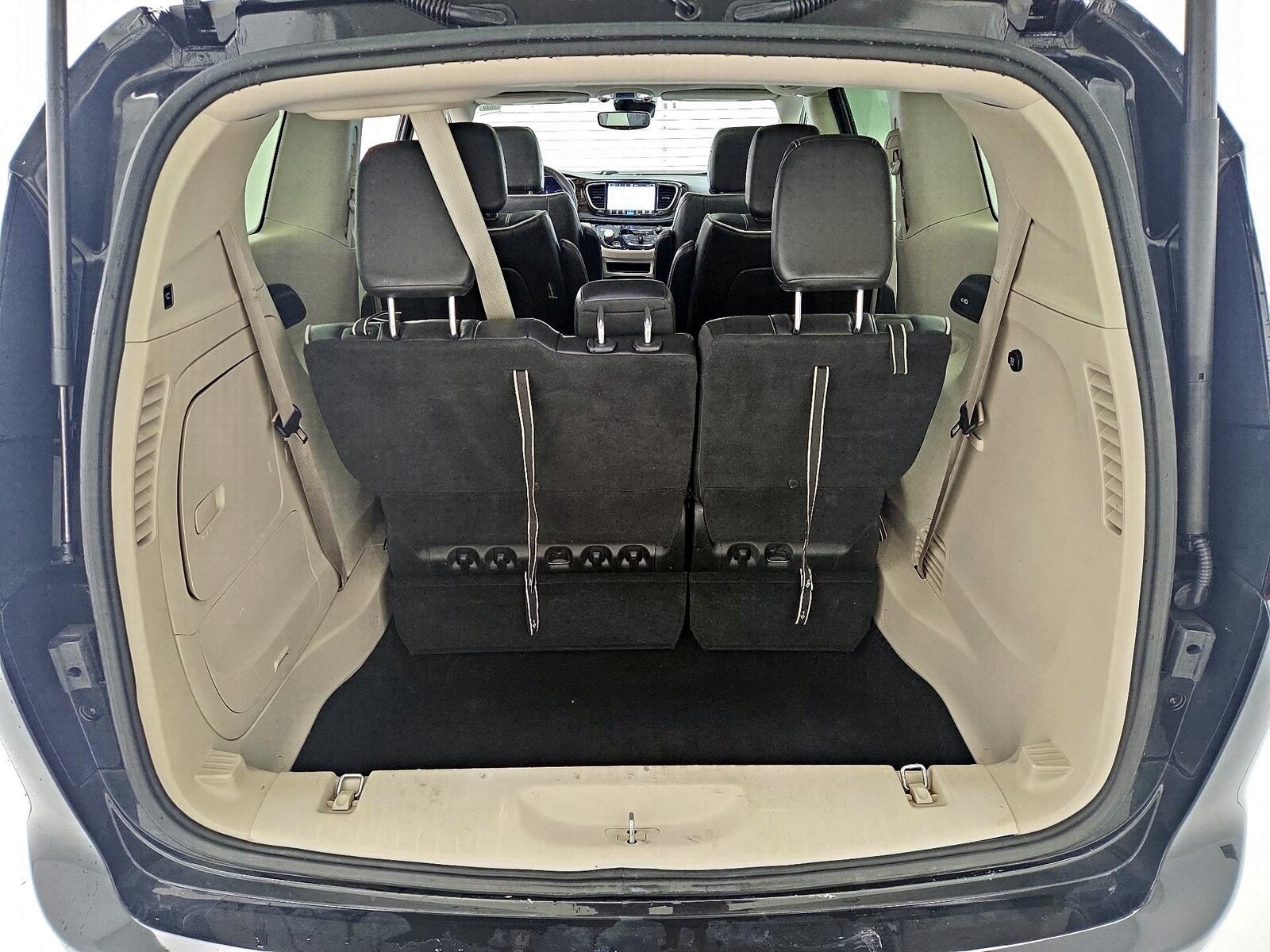 2023 Chrysler Pacifica Hybrid Limited - Photo 24