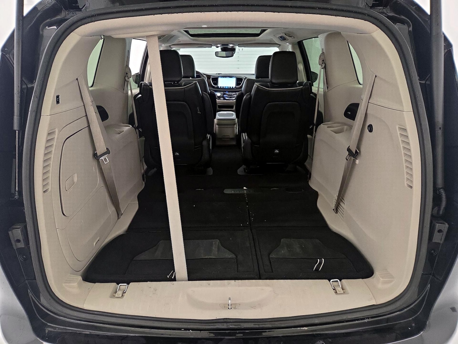 2023 Chrysler Pacifica Hybrid Limited - Photo 25