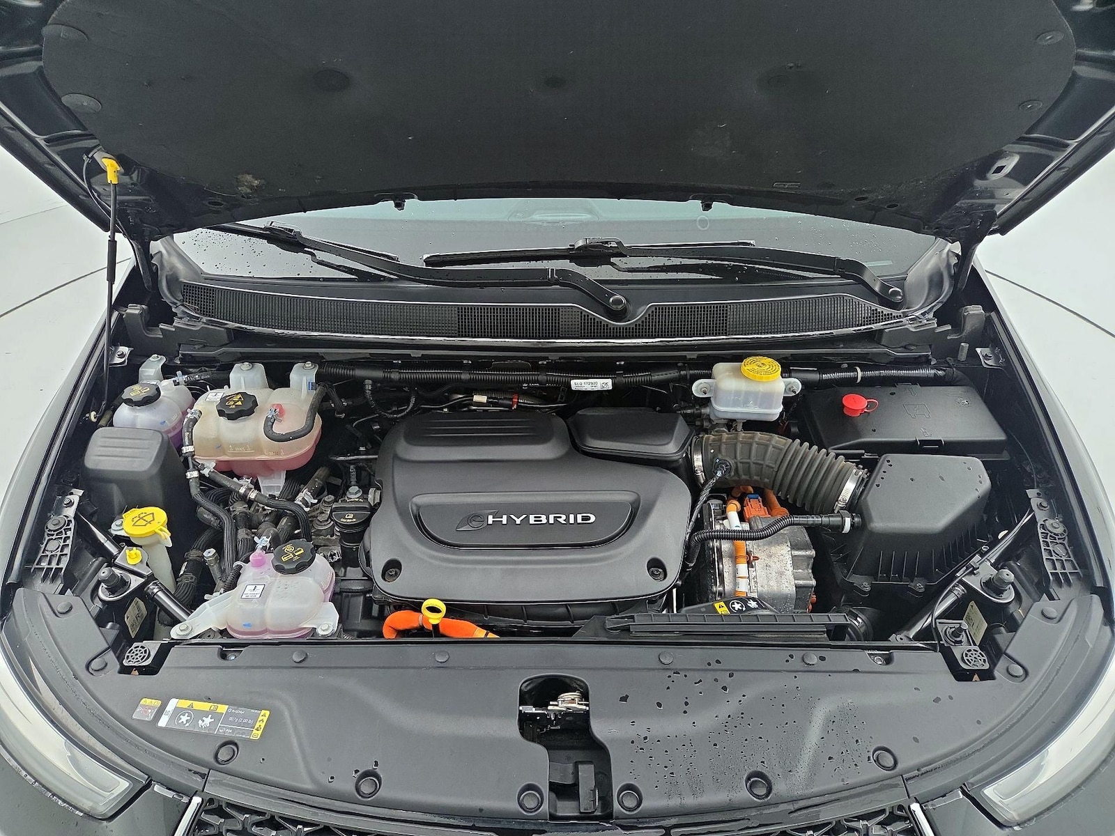 2023 Chrysler Pacifica Hybrid Limited - Photo 26
