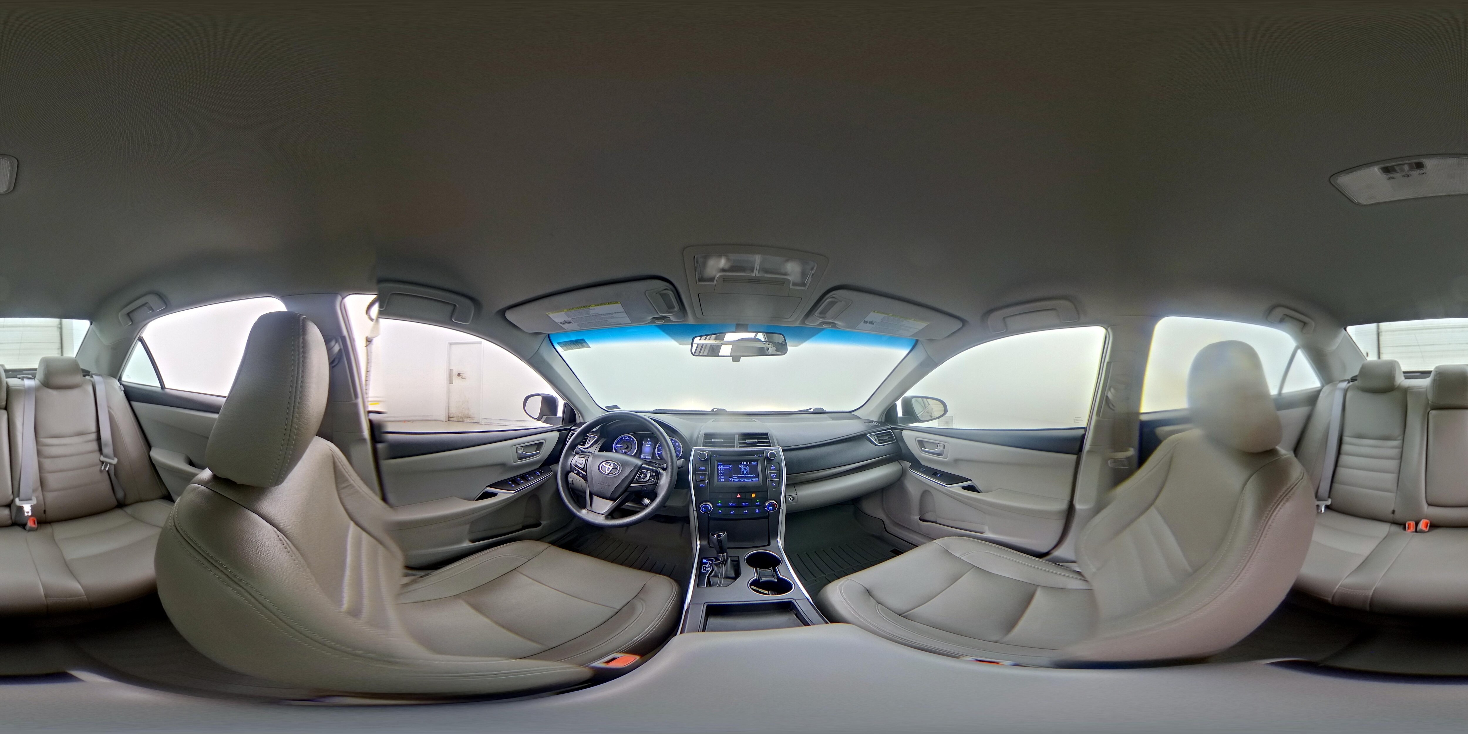 2017 Toyota Camry LE - Photo 24