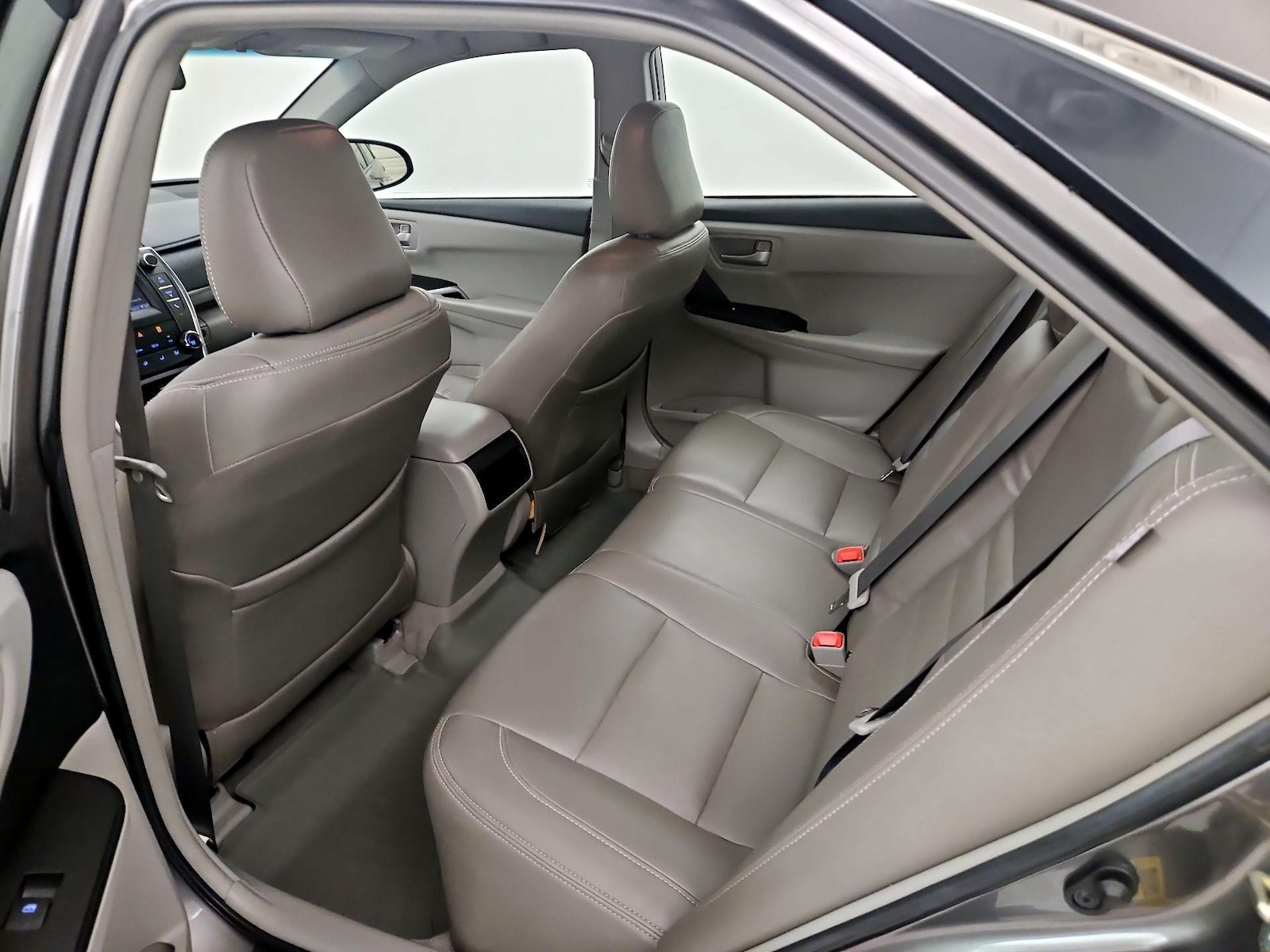 2017 Toyota Camry LE - Photo 20