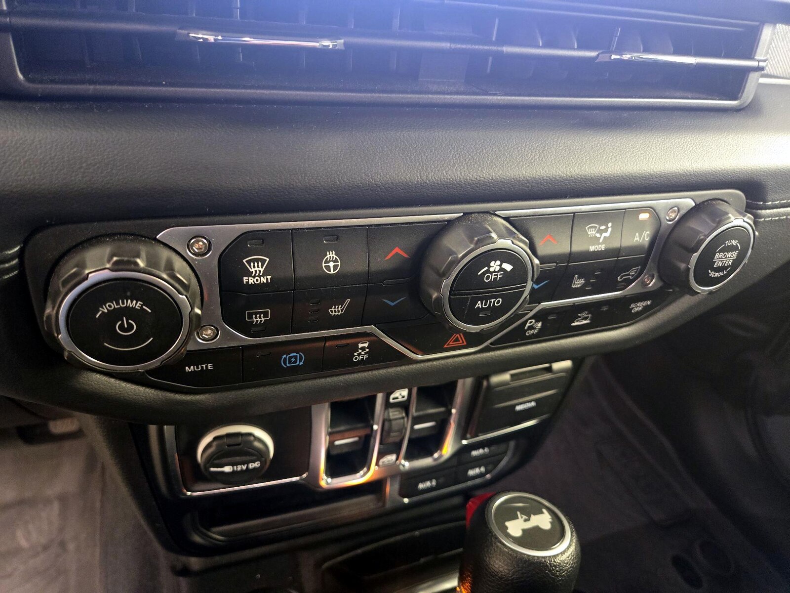2024 Jeep Wrangler 4xe Sahara 4XE - Photo 17