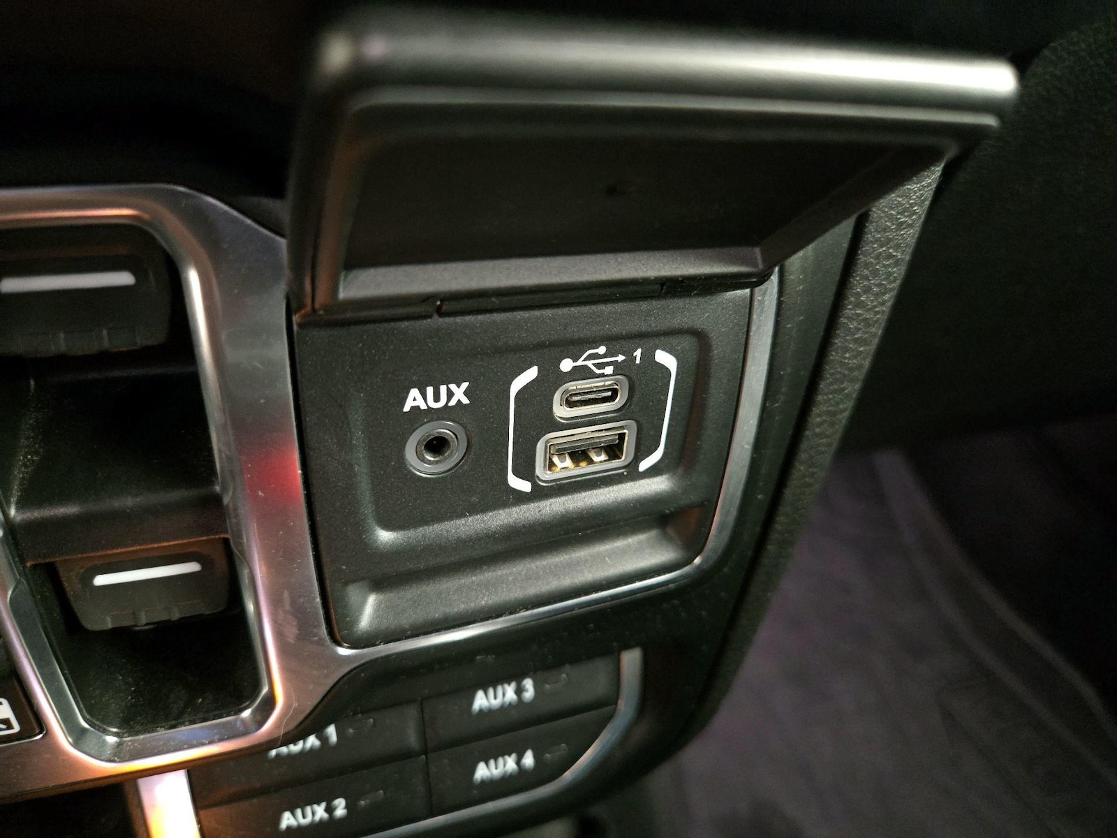 2024 Jeep Wrangler 4xe Sahara 4XE - Photo 19