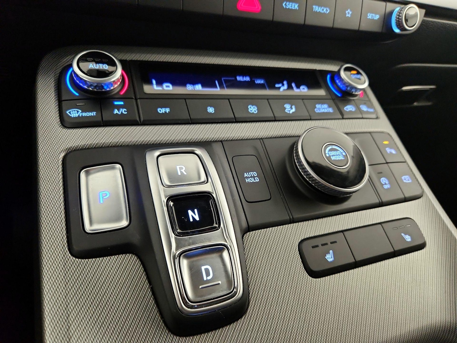 2025 Hyundai Palisade SEL - Photo 16