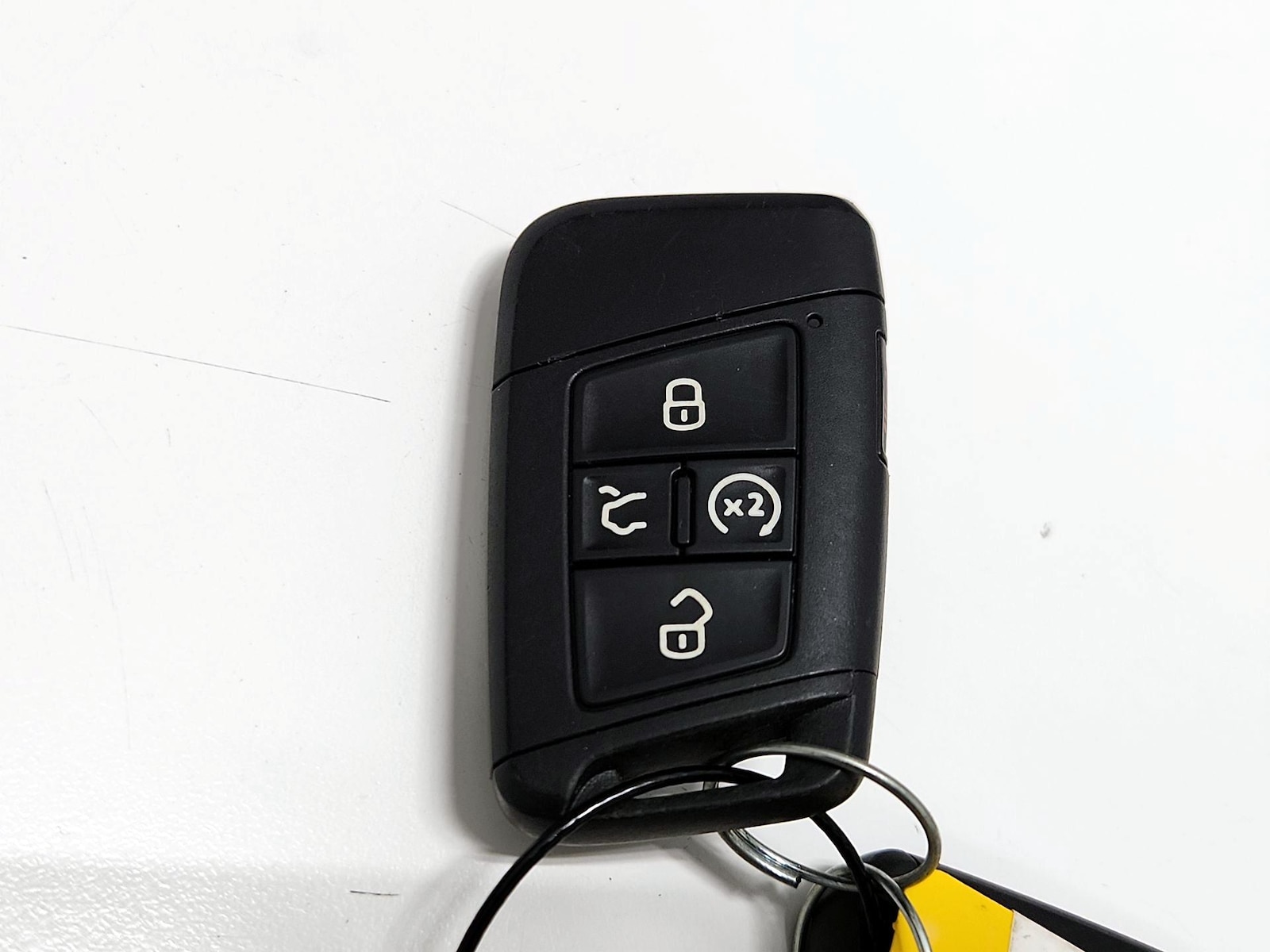 2023 Volkswagen Tiguan SE R-LINE BLACK - Photo 26