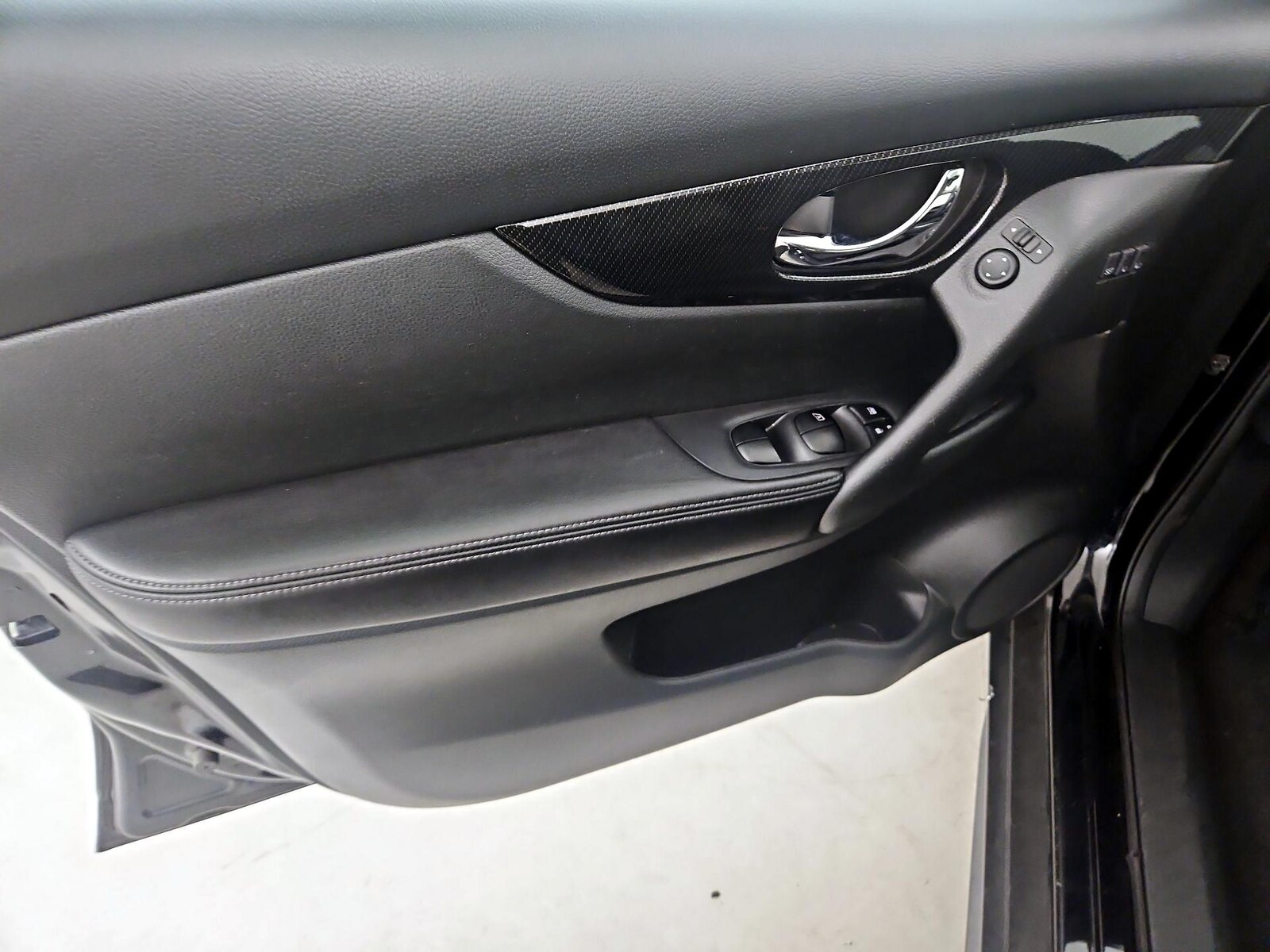 2017 Nissan Rogue SL - Photo 13