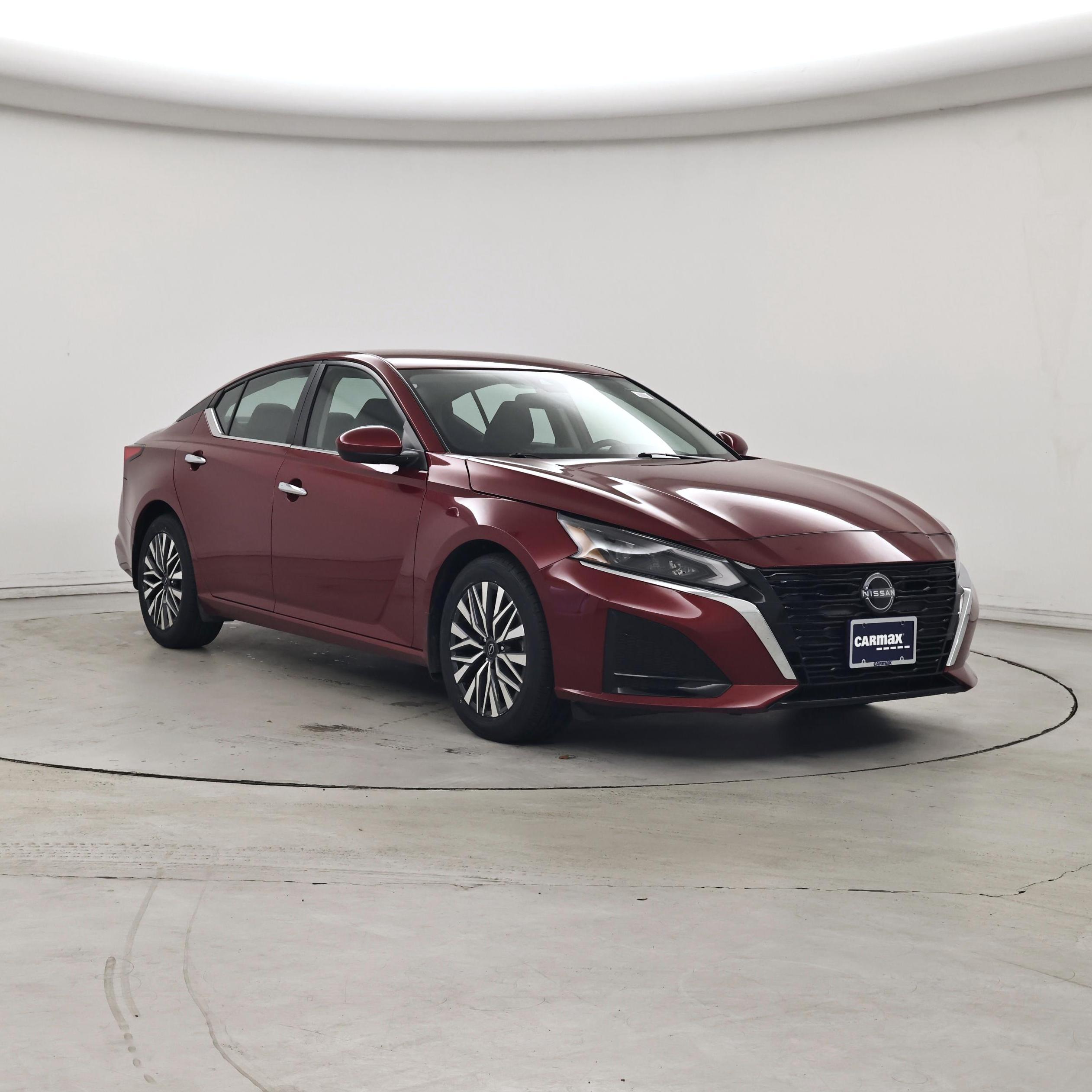 Red 2023 Nissan Altima Sedan Front-Wheel Drive Automatic